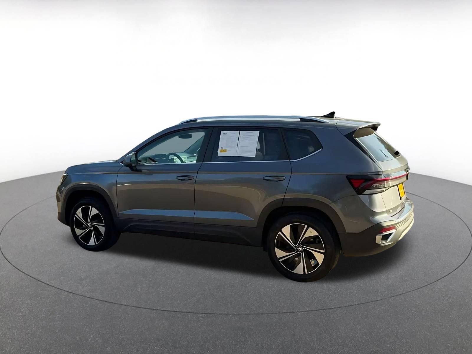 Thumbnail: 2026 Volkswagen Taos - 9