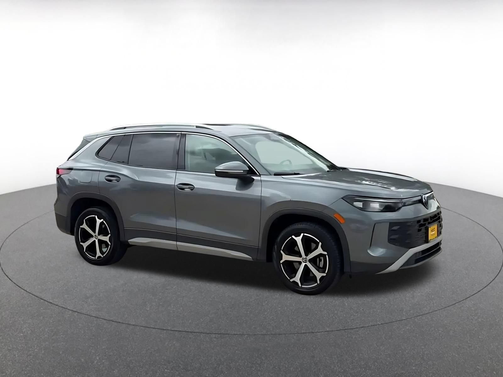 Thumbnail: 2026 Volkswagen Tiguan - 2