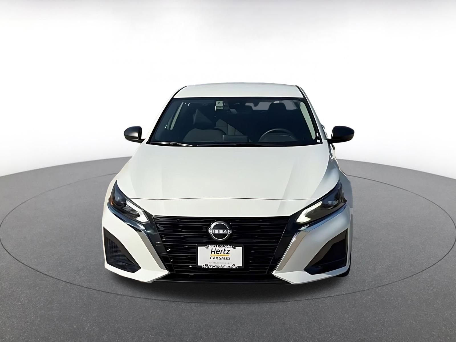 Thumbnail: 2025 Nissan Altima - 4