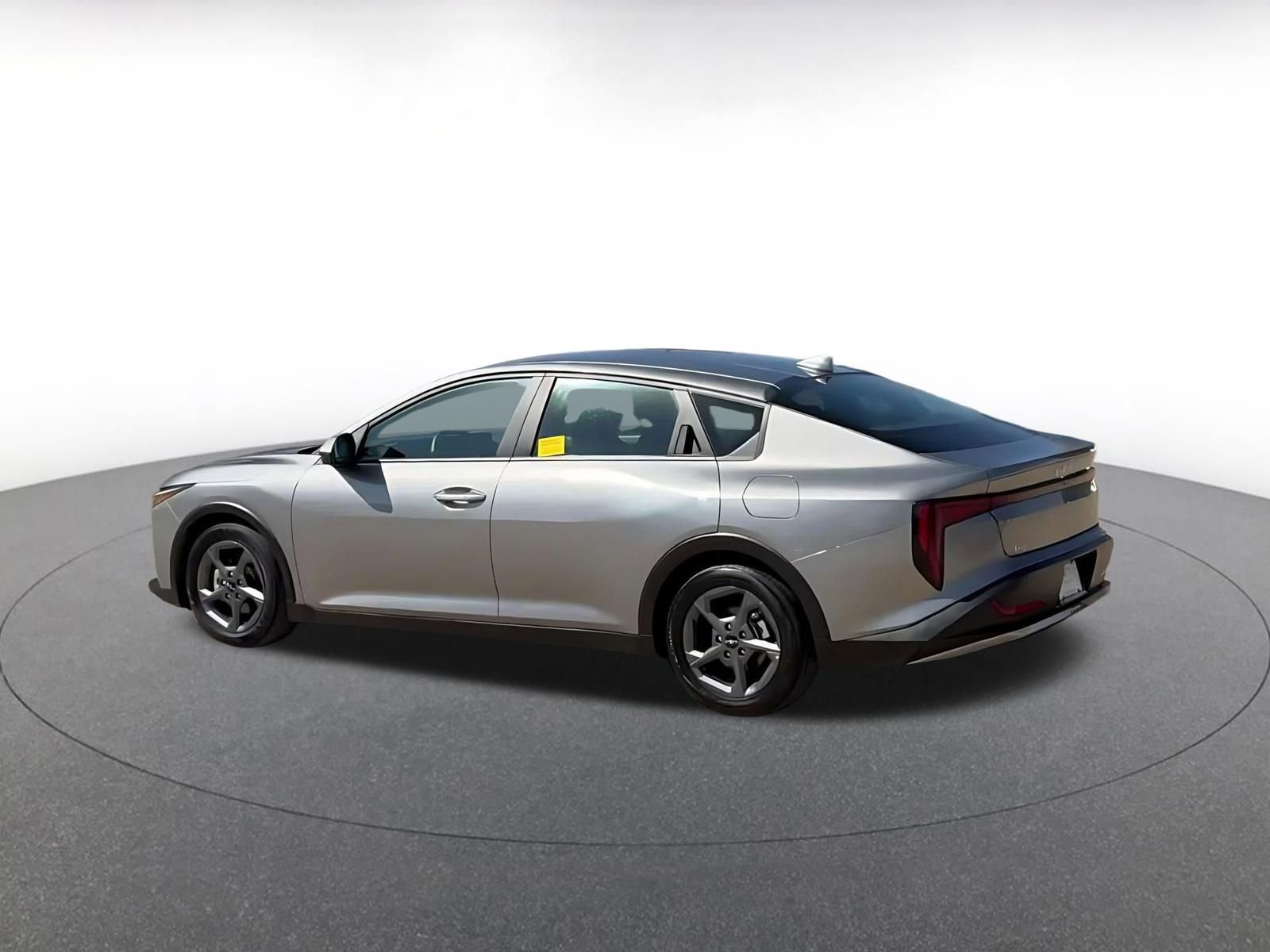 Thumbnail: 2025 Kia K4 - 10