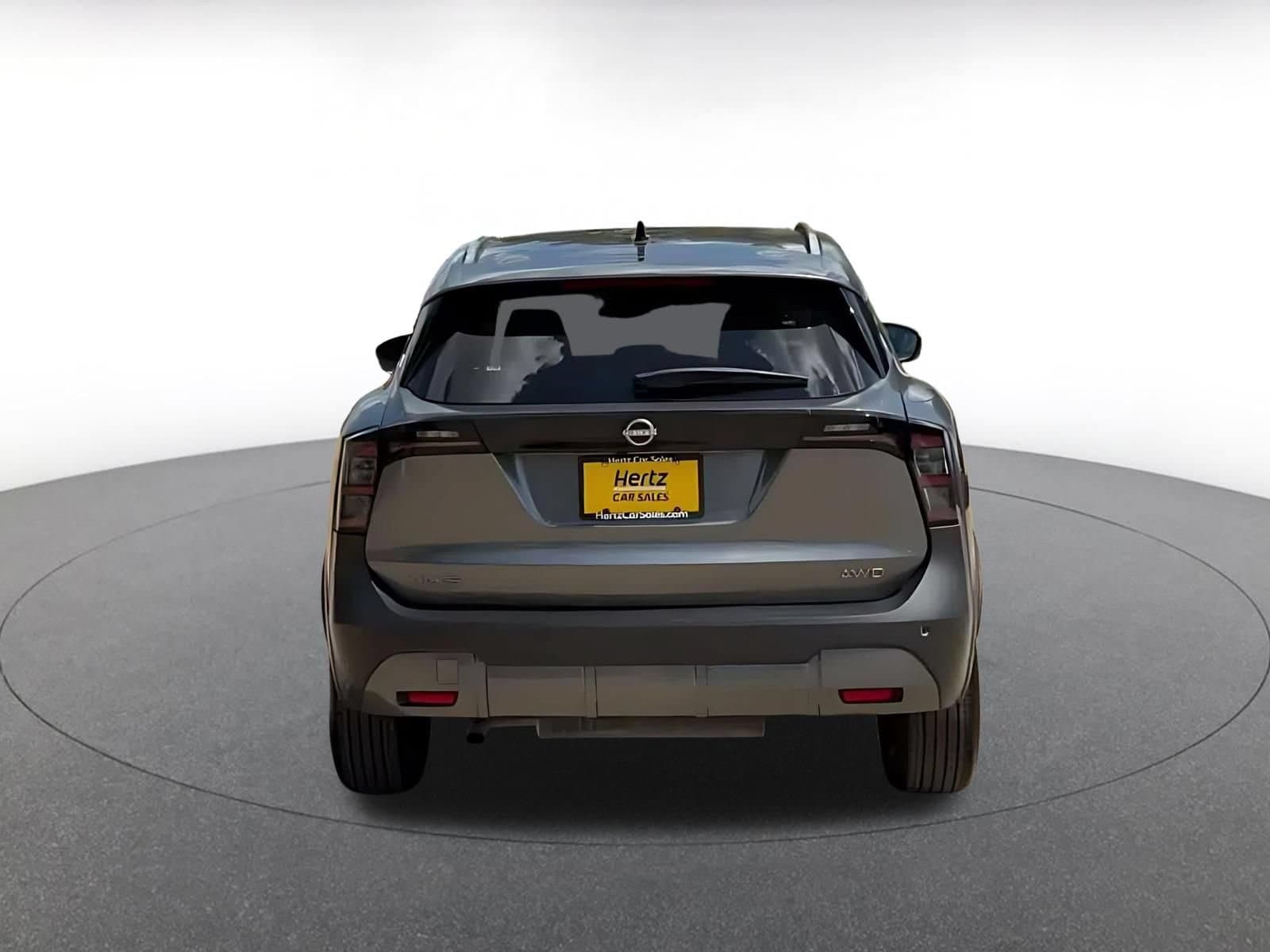 Thumbnail: 2026 Nissan Kicks - 12