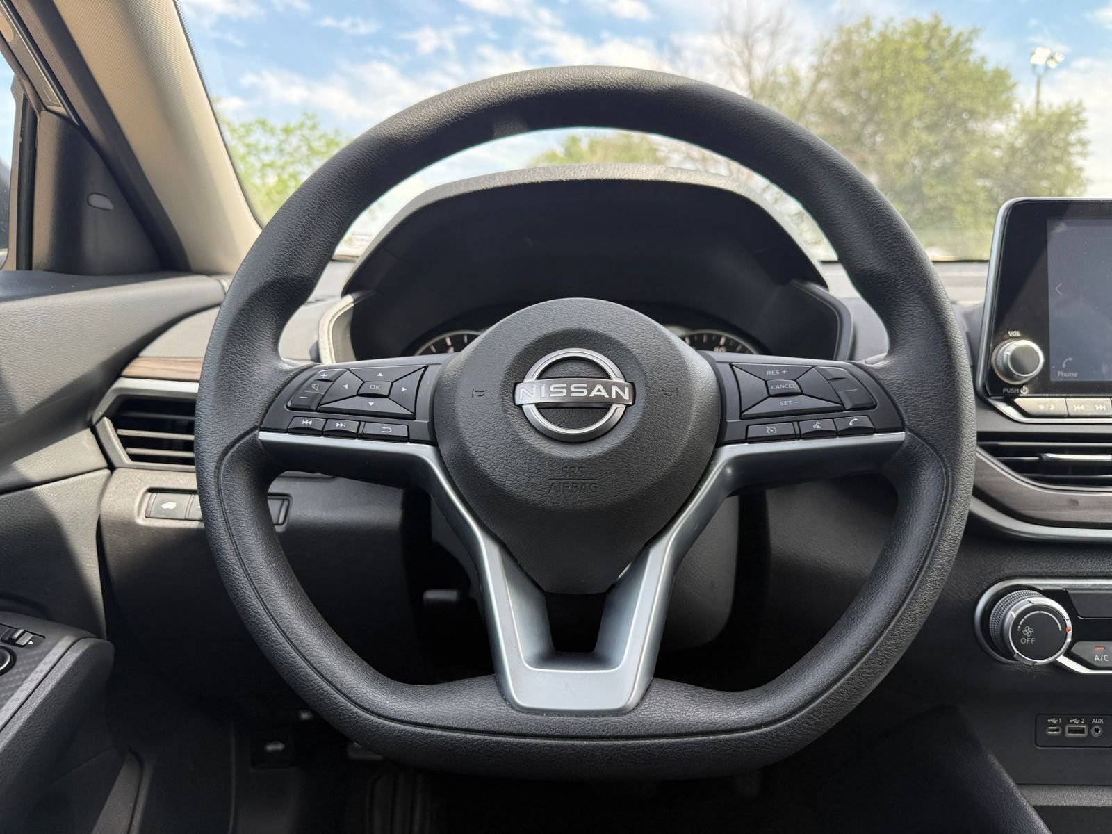 Thumbnail: 2025 Nissan Altima - 29