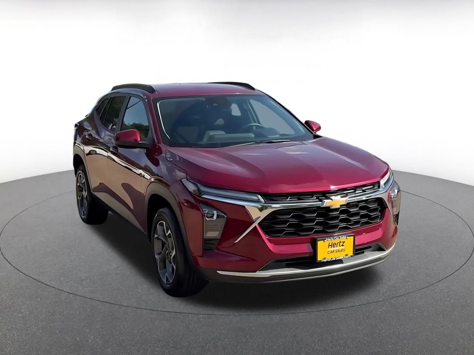 Thumbnail: 2025 Chevrolet Trax - 3