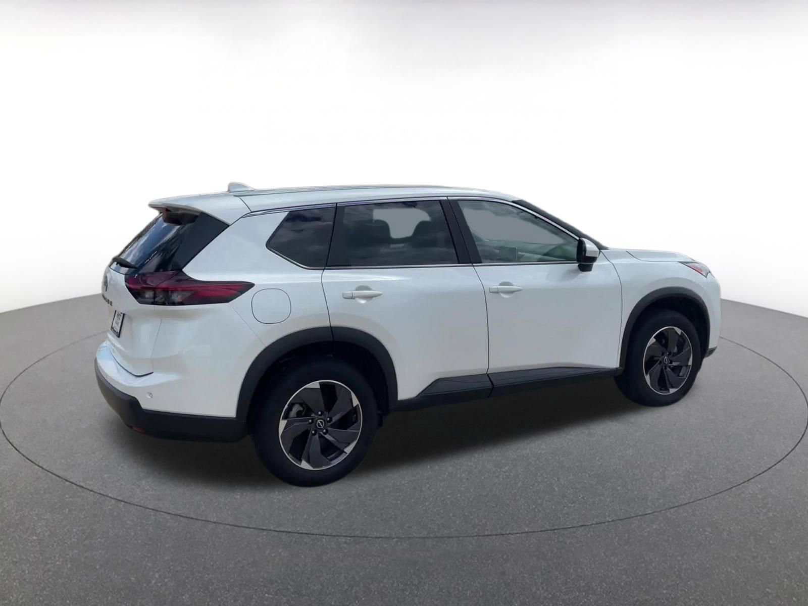 Thumbnail: 2025 Nissan Rogue - 15