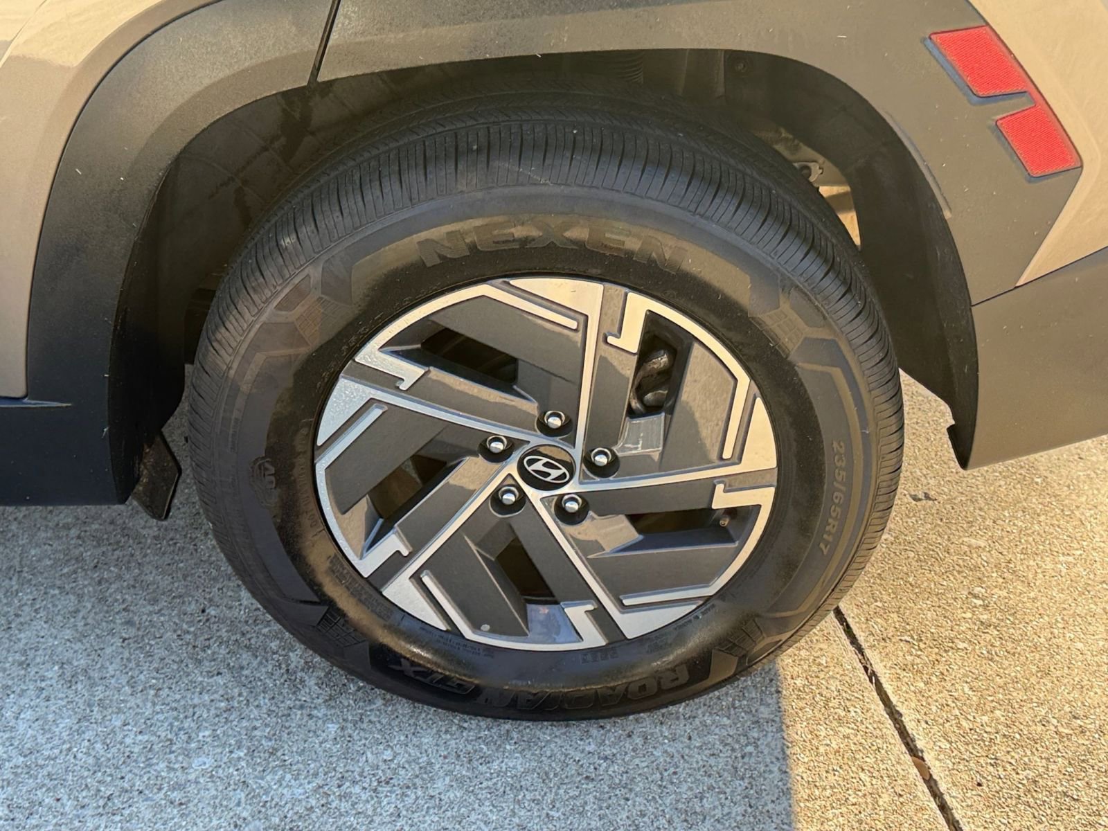 Thumbnail: 2025 Hyundai Tucson - 30