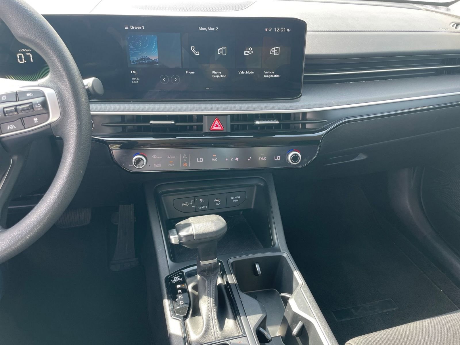 Thumbnail: 2025 Kia K5 - 17