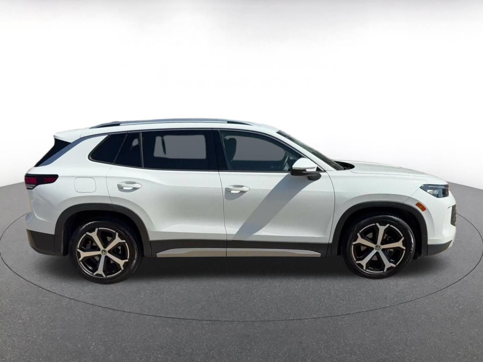 Thumbnail: 2026 Volkswagen Tiguan - 15