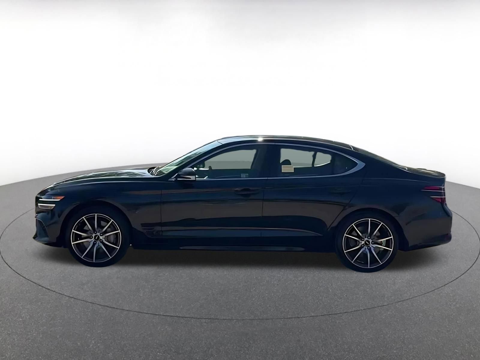 Thumbnail: 2025 Genesis G70 - 9