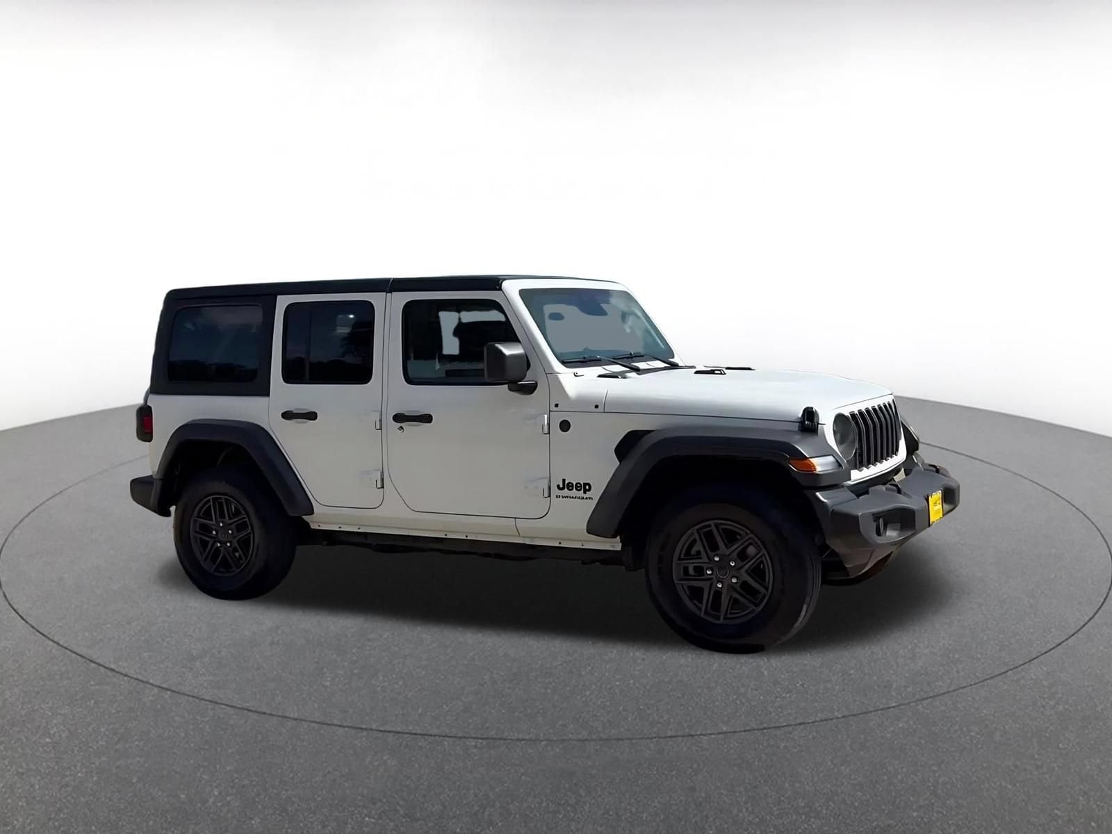 Thumbnail: 2025 Jeep Wrangler - 2