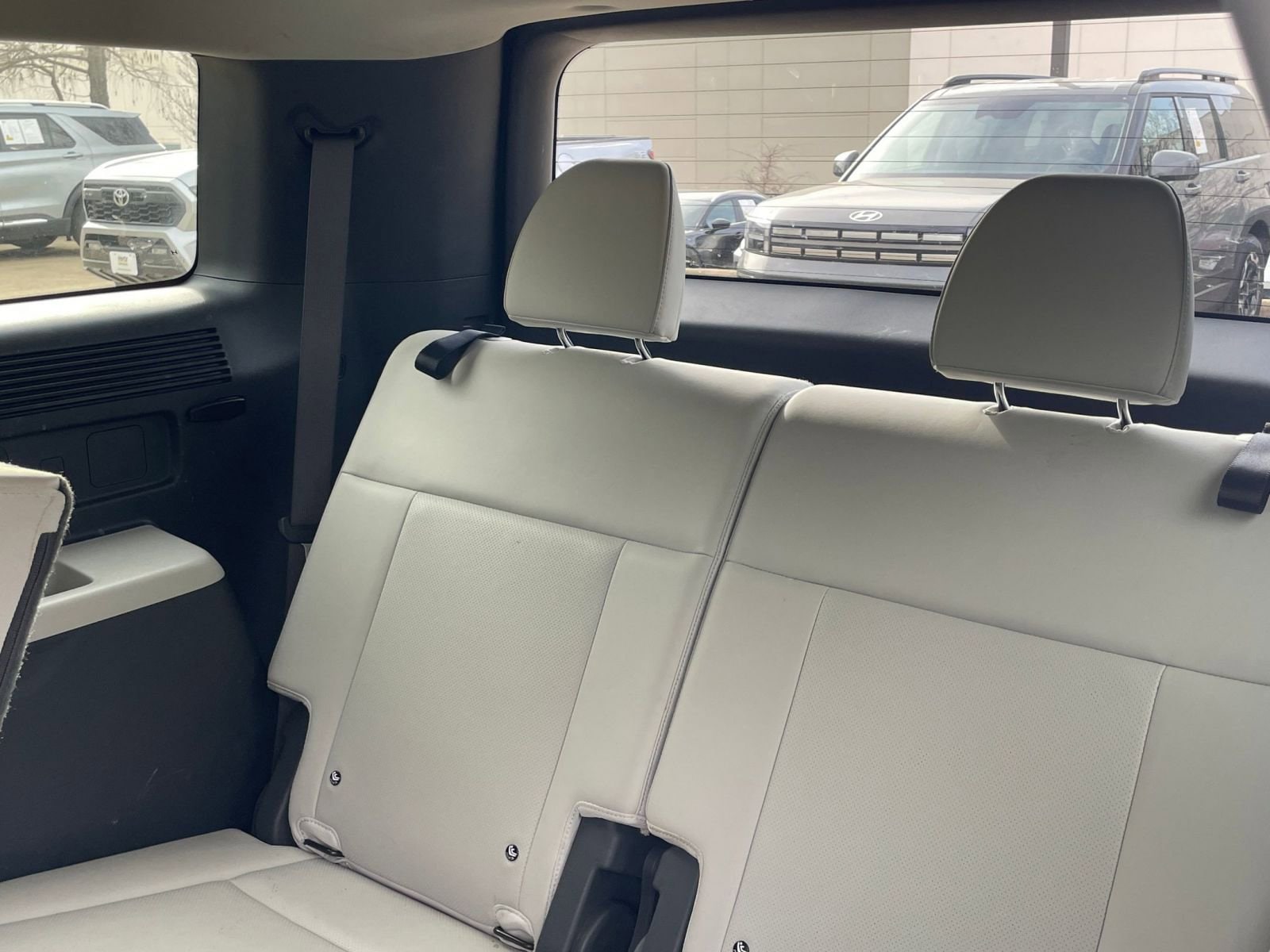 Thumbnail: 2025 Hyundai Santa Fe - 31