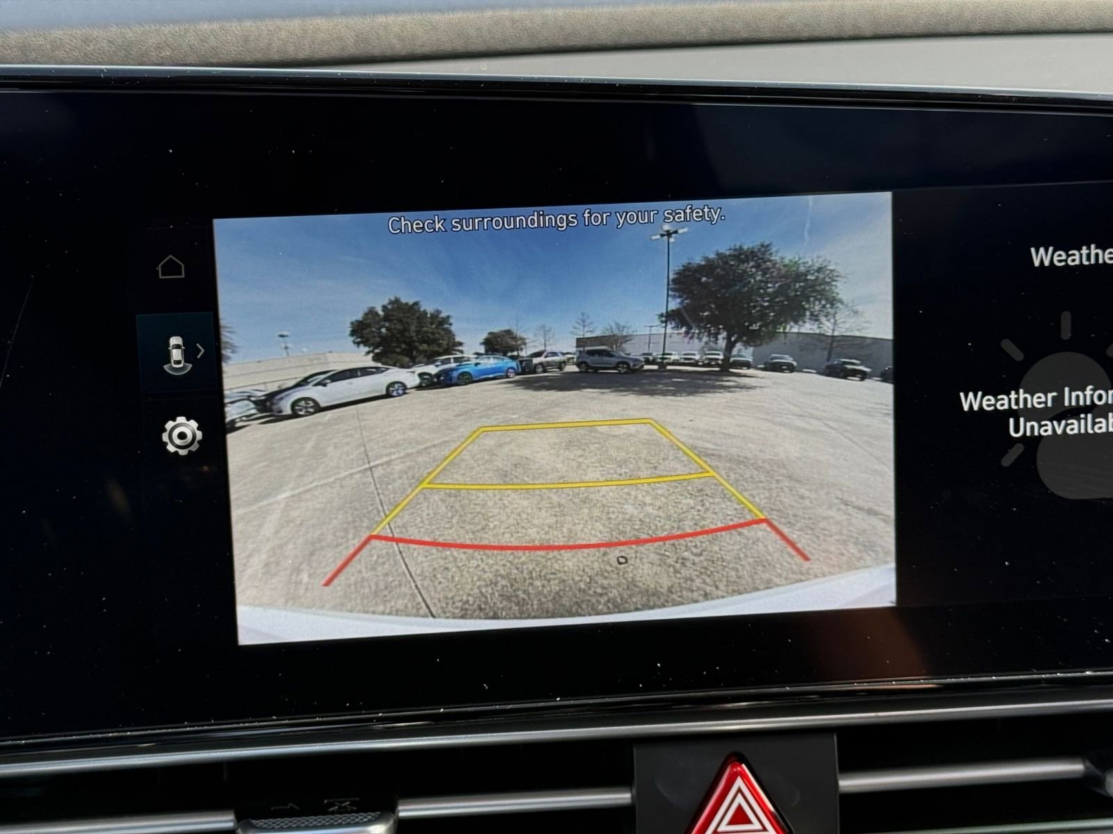 Thumbnail: 2025 Hyundai Elantra - 25