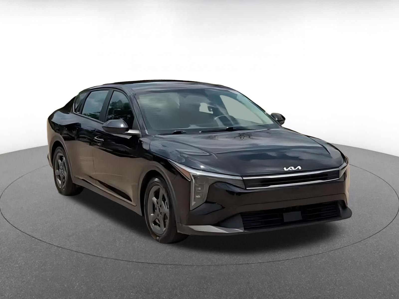 Thumbnail: 2025 Kia K4 - 3