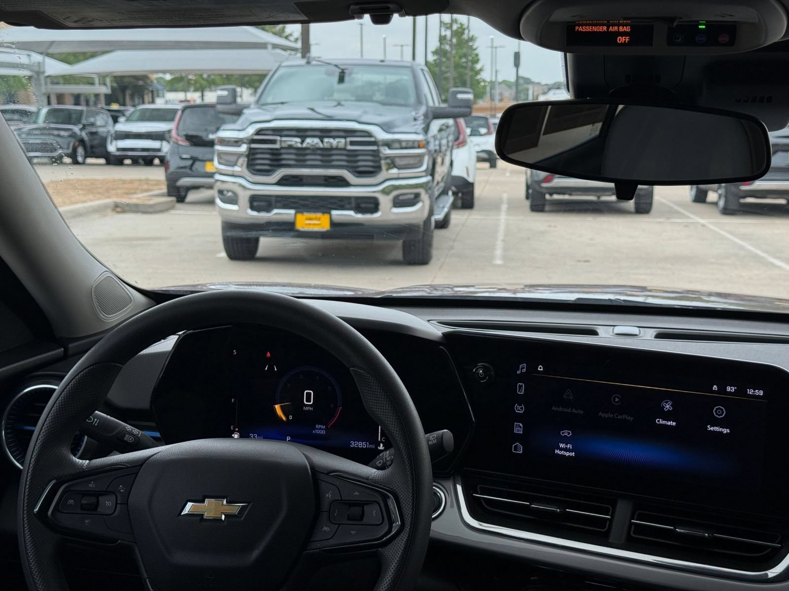 Thumbnail: 2025 Chevrolet Trax - 33