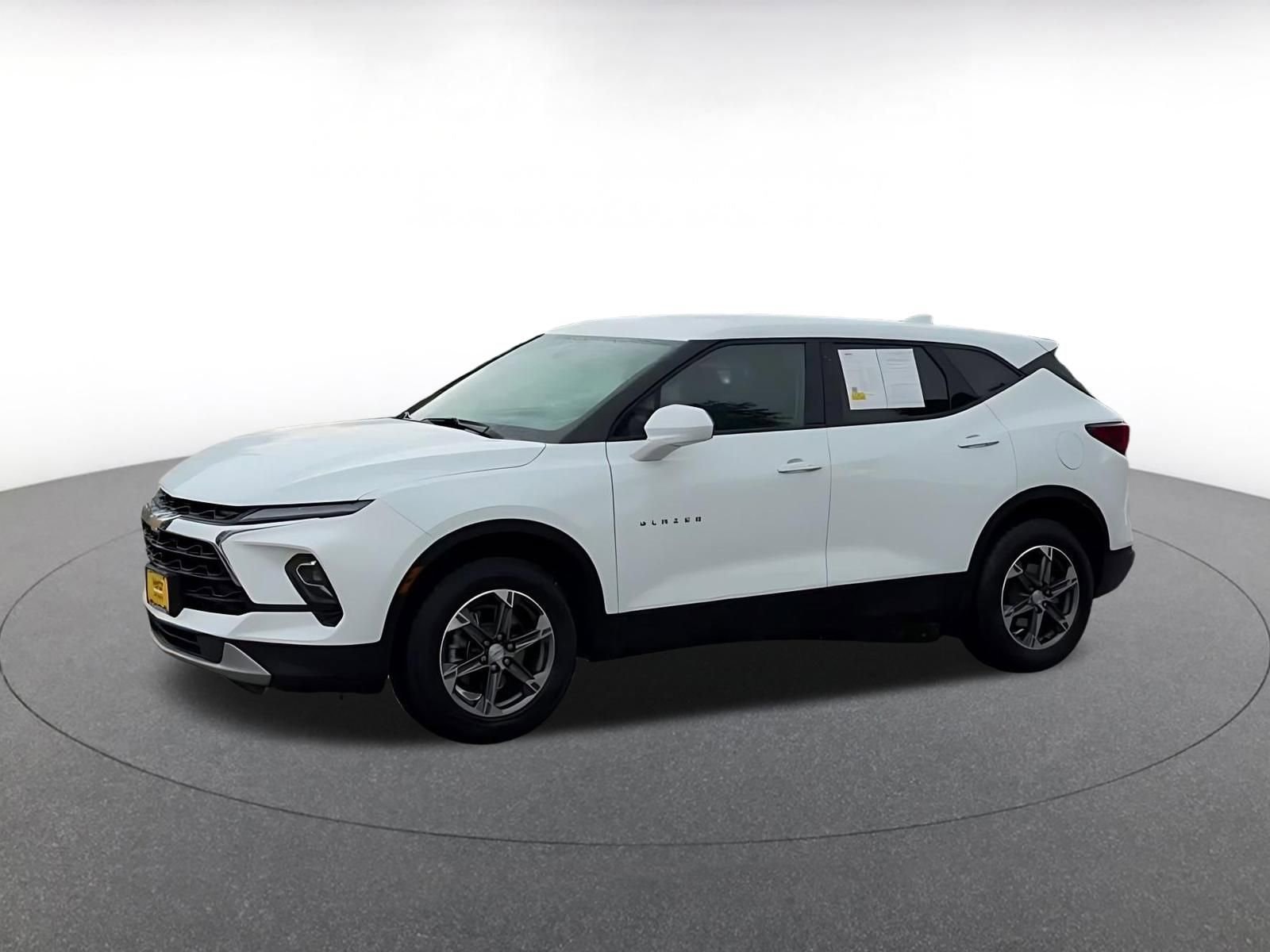 Thumbnail: 2025 Chevrolet Blazer - 8