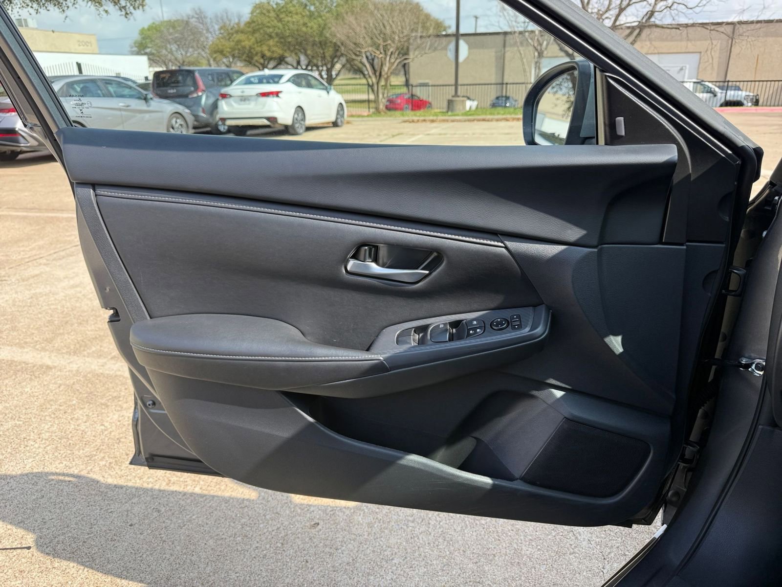 Thumbnail: 2025 Nissan Sentra - 18