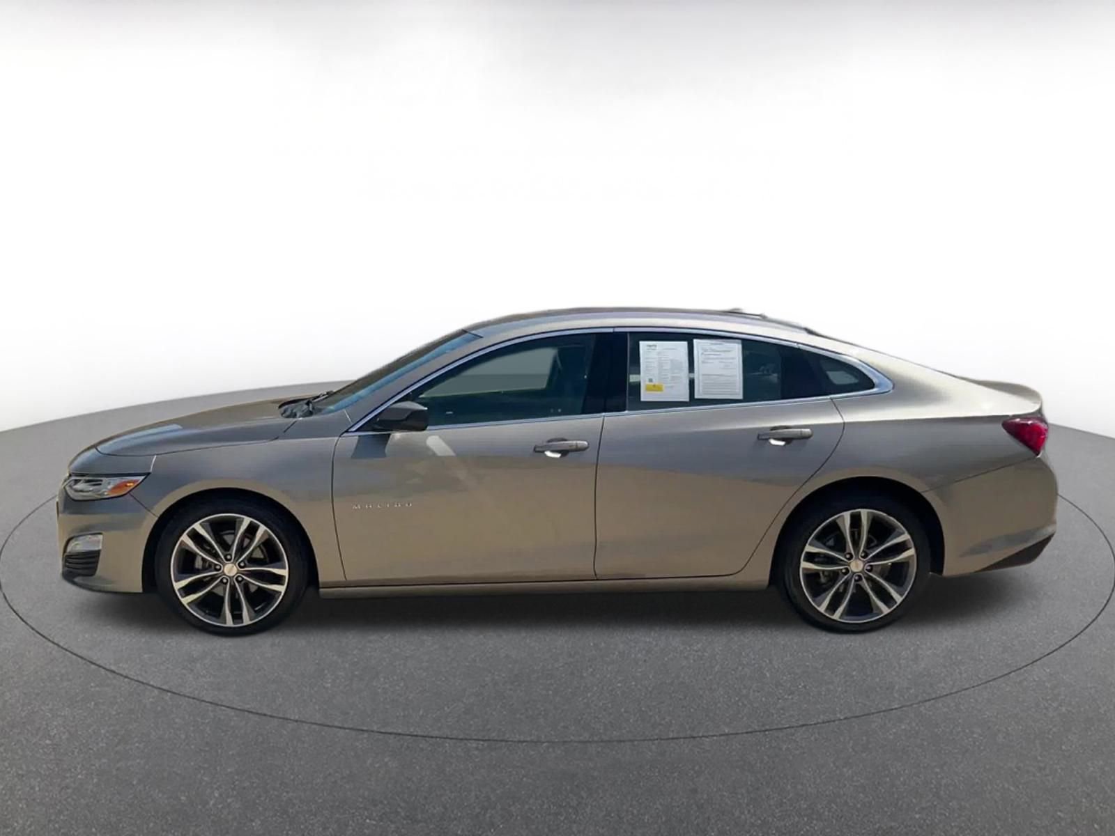 Thumbnail: 2024 Chevrolet Malibu - 9