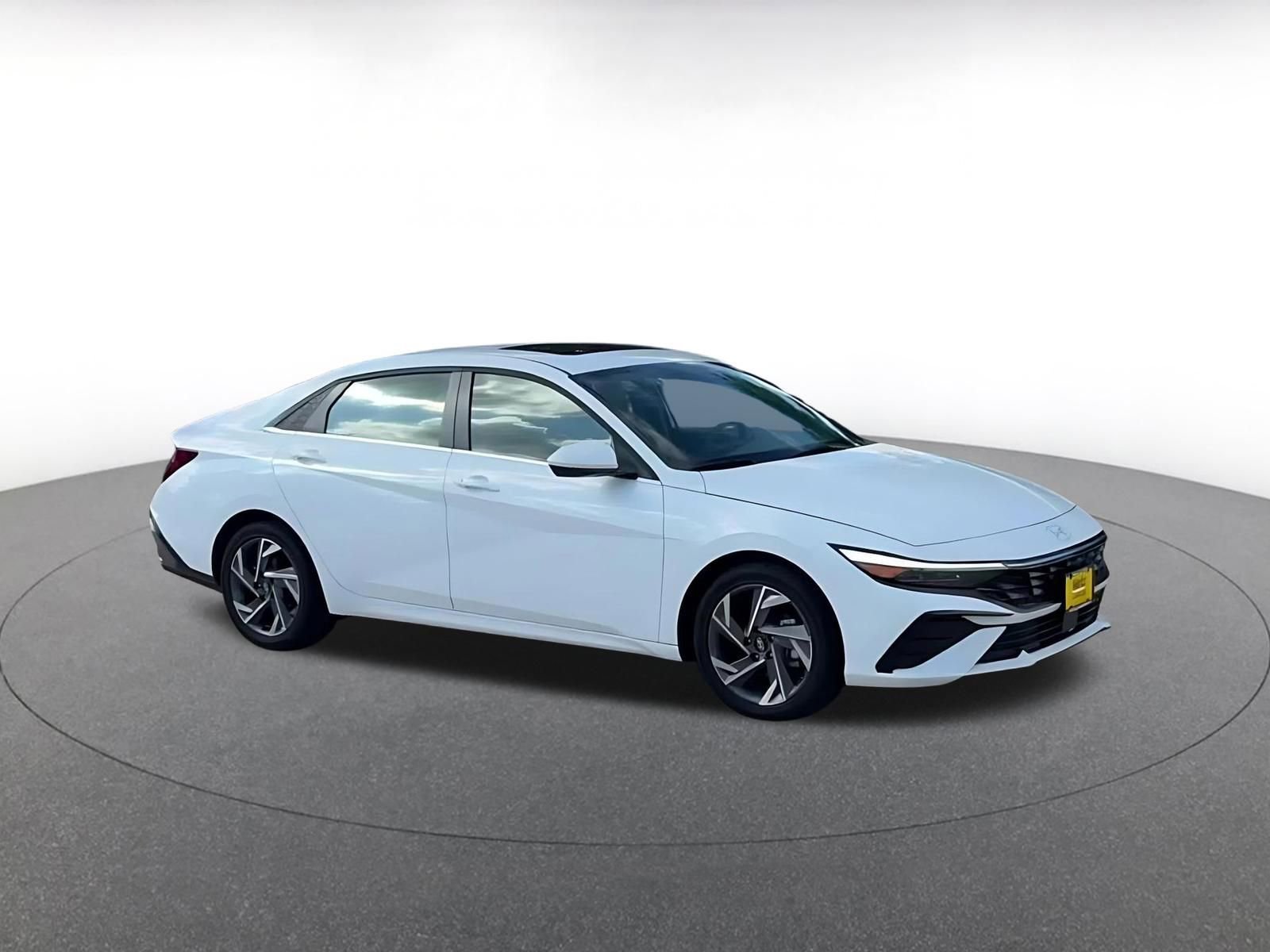 Thumbnail: 2025 Hyundai Elantra - 2