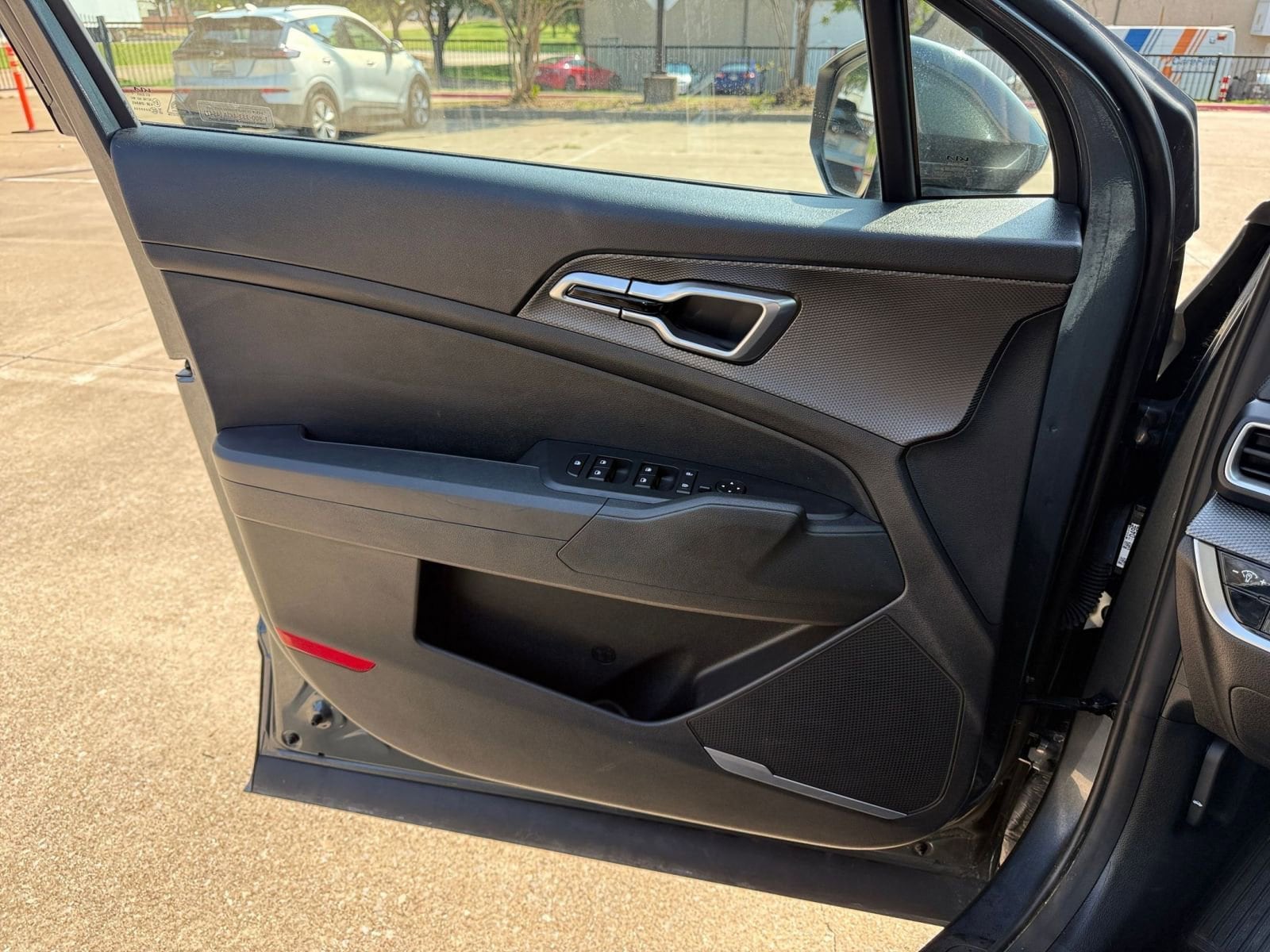 Thumbnail: 2024 Kia Sportage - 20