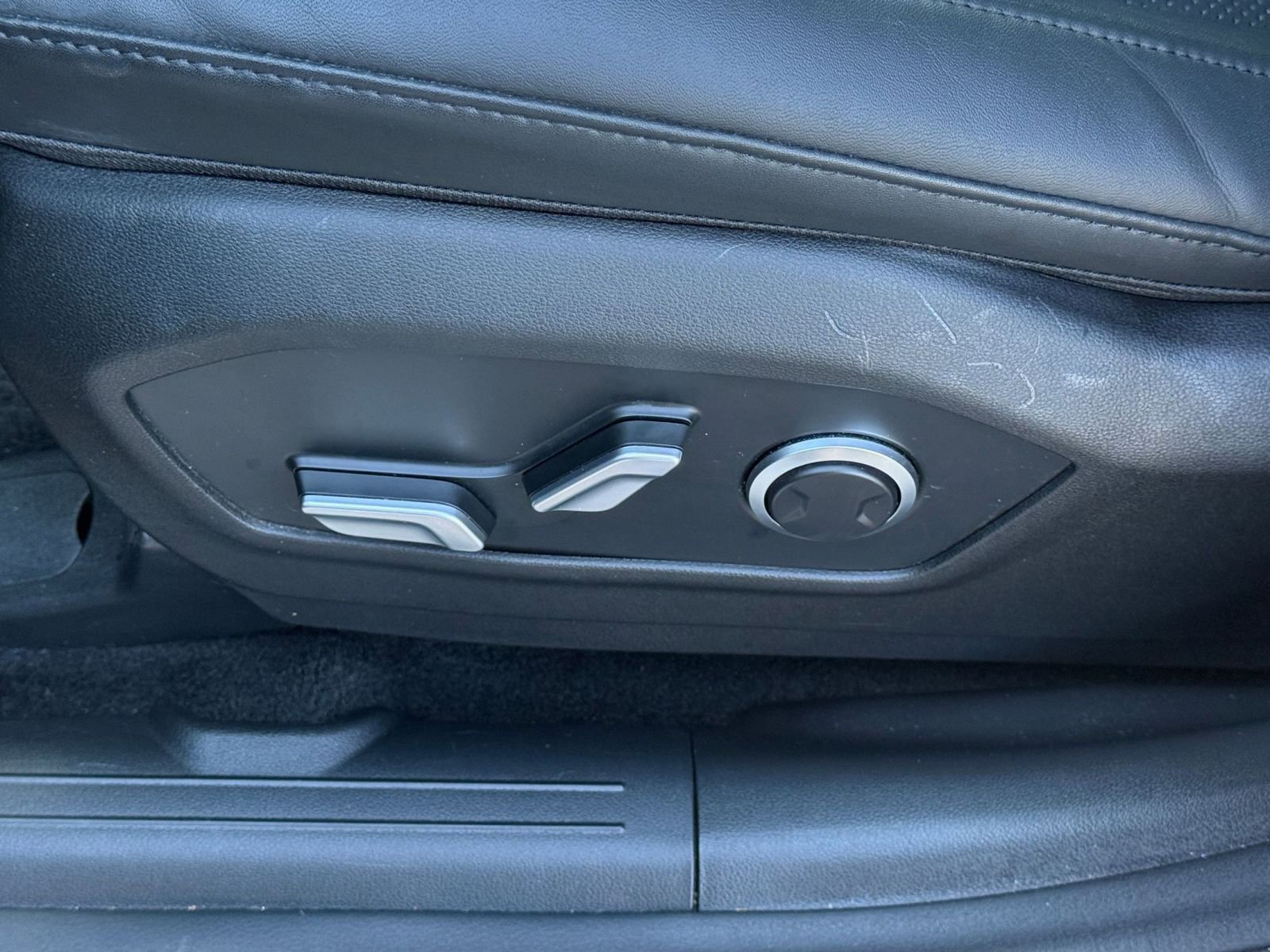 Thumbnail: 2025 Hyundai Santa Fe - 24