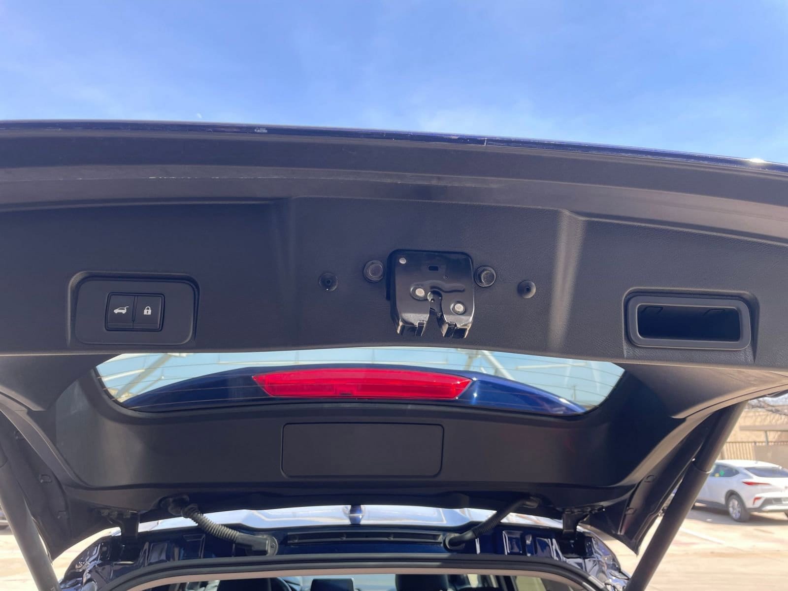 Thumbnail: 2025 Nissan Rogue - 24