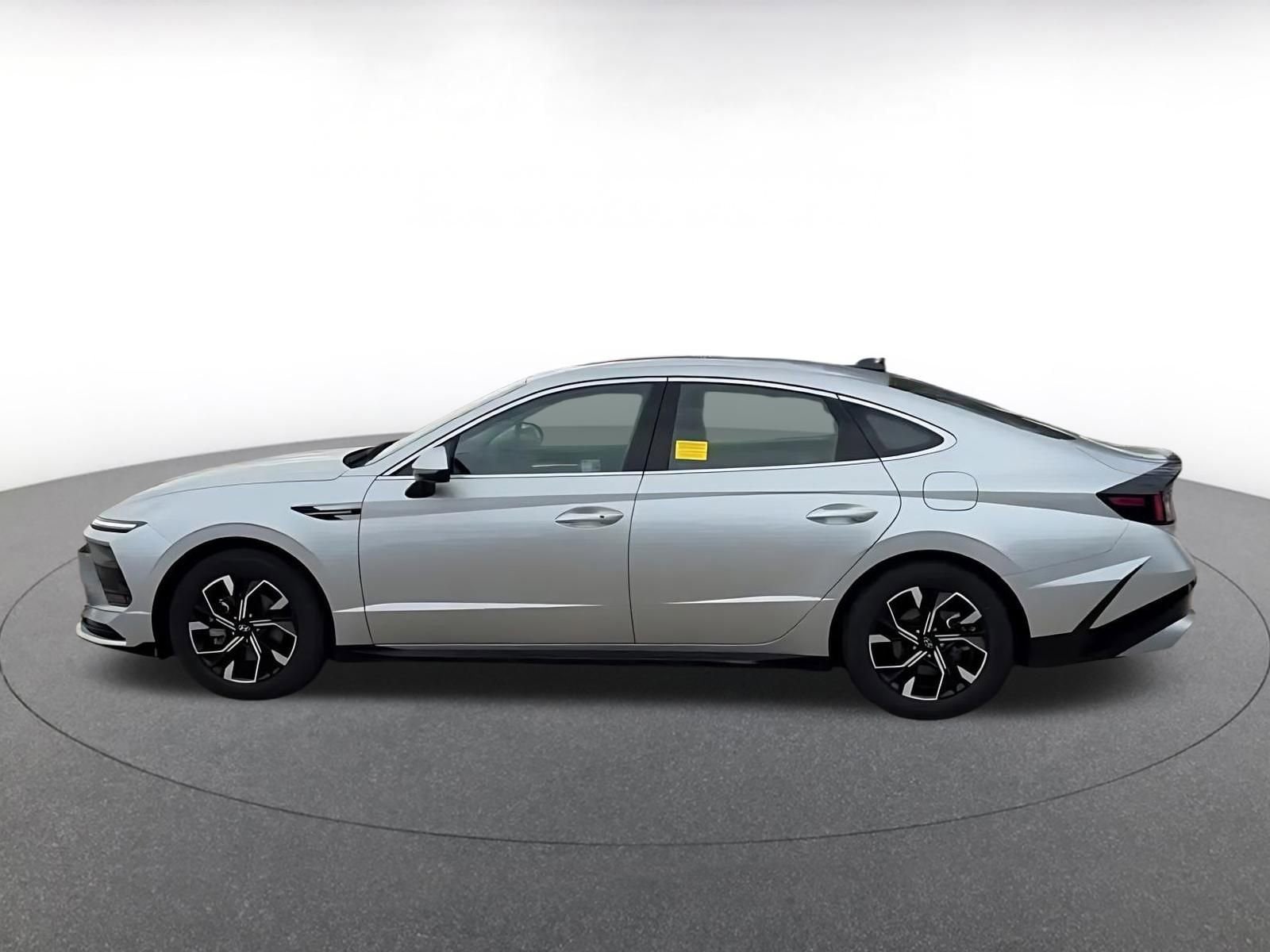 Thumbnail: 2025 Hyundai Sonata - 12