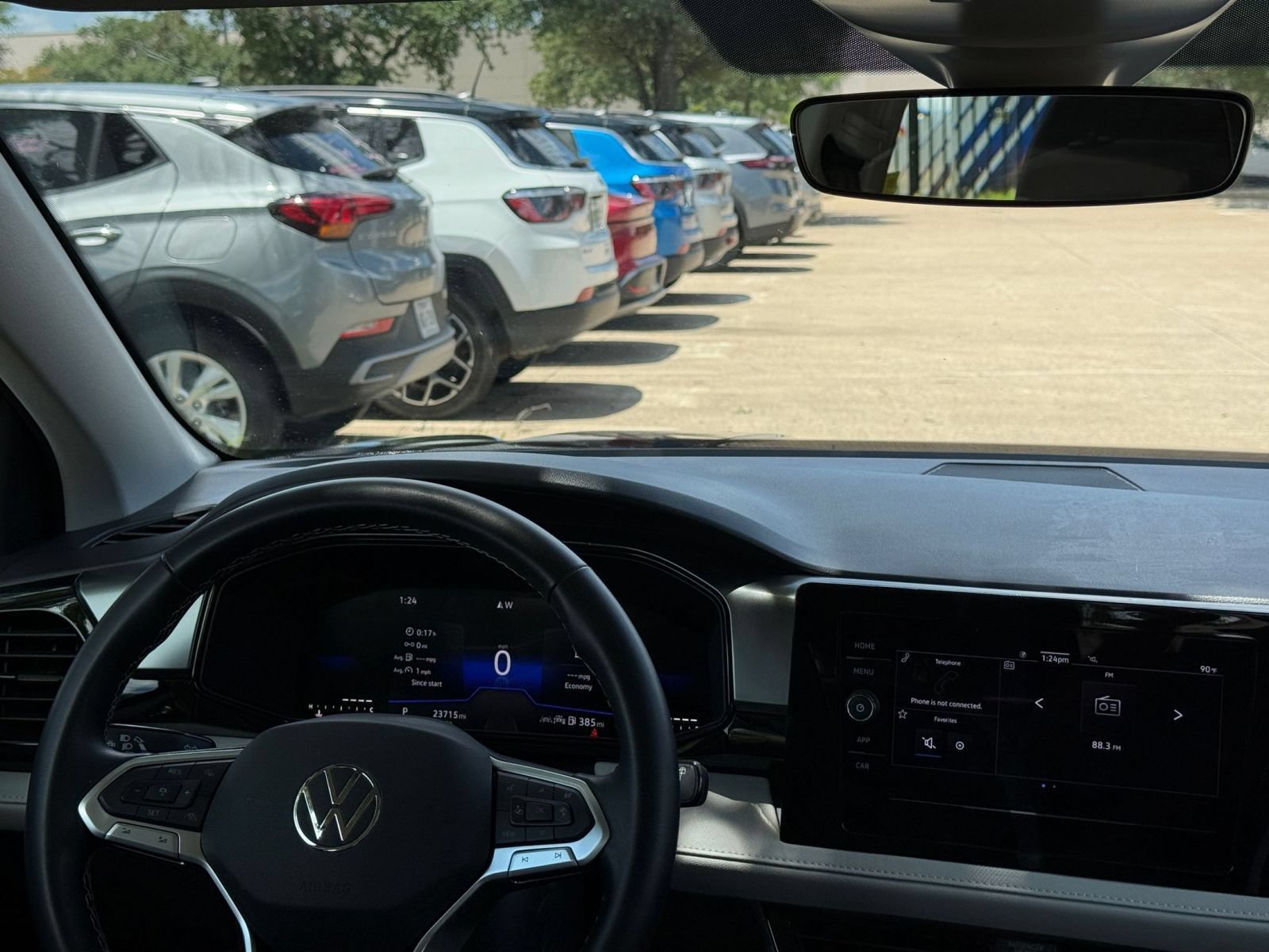 Thumbnail: 2025 Volkswagen Taos - 34