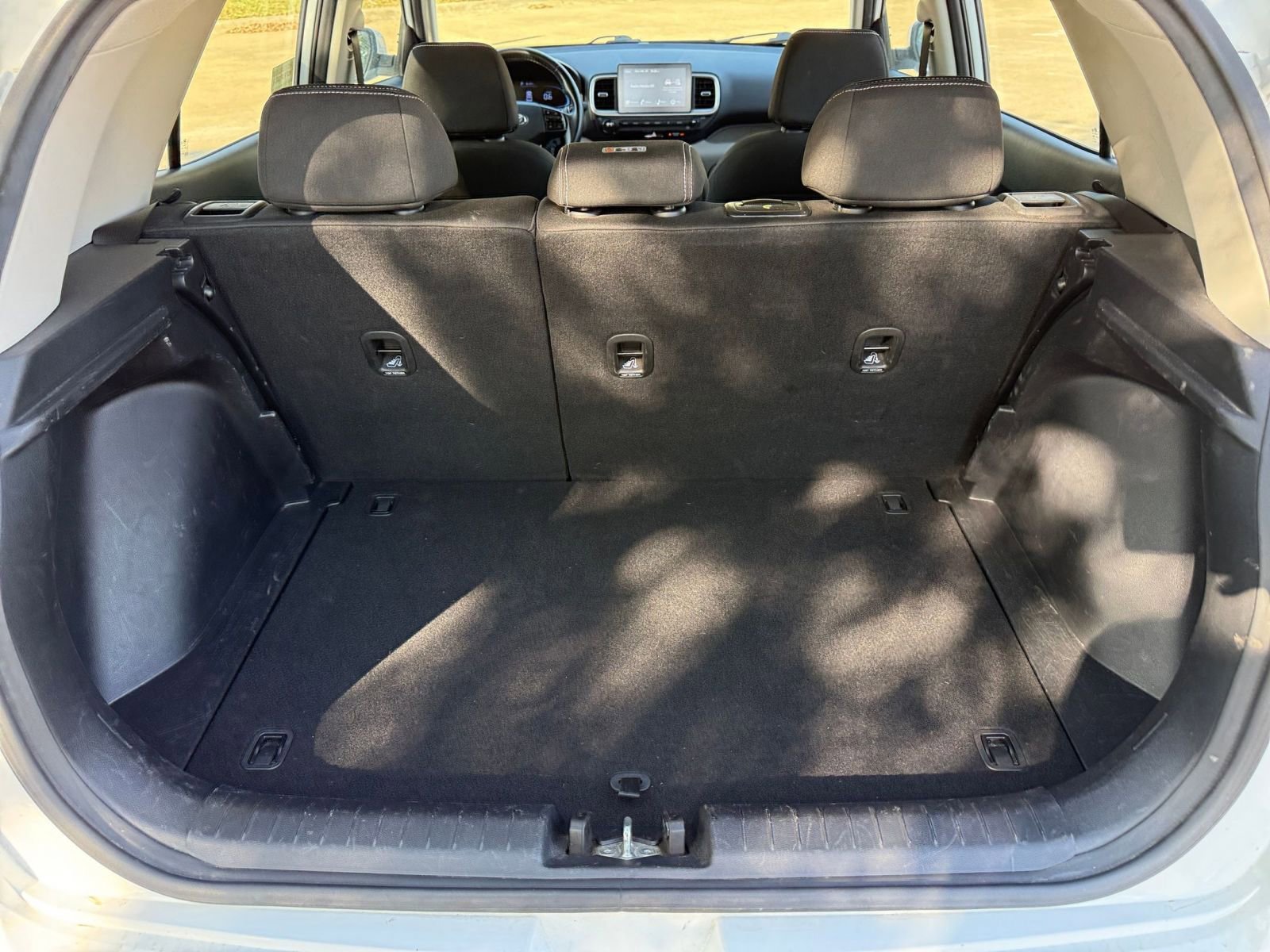 Thumbnail: 2023 Hyundai Venue - 32