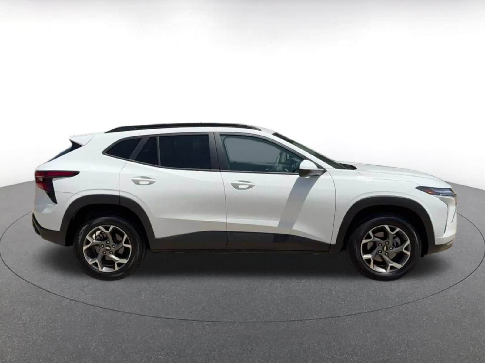 Thumbnail: 2025 Chevrolet Trax - 16