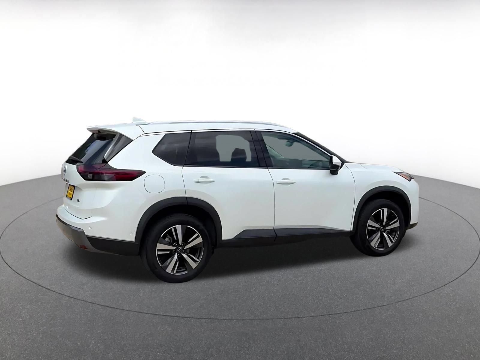 Thumbnail: 2026 Nissan Rogue - 13