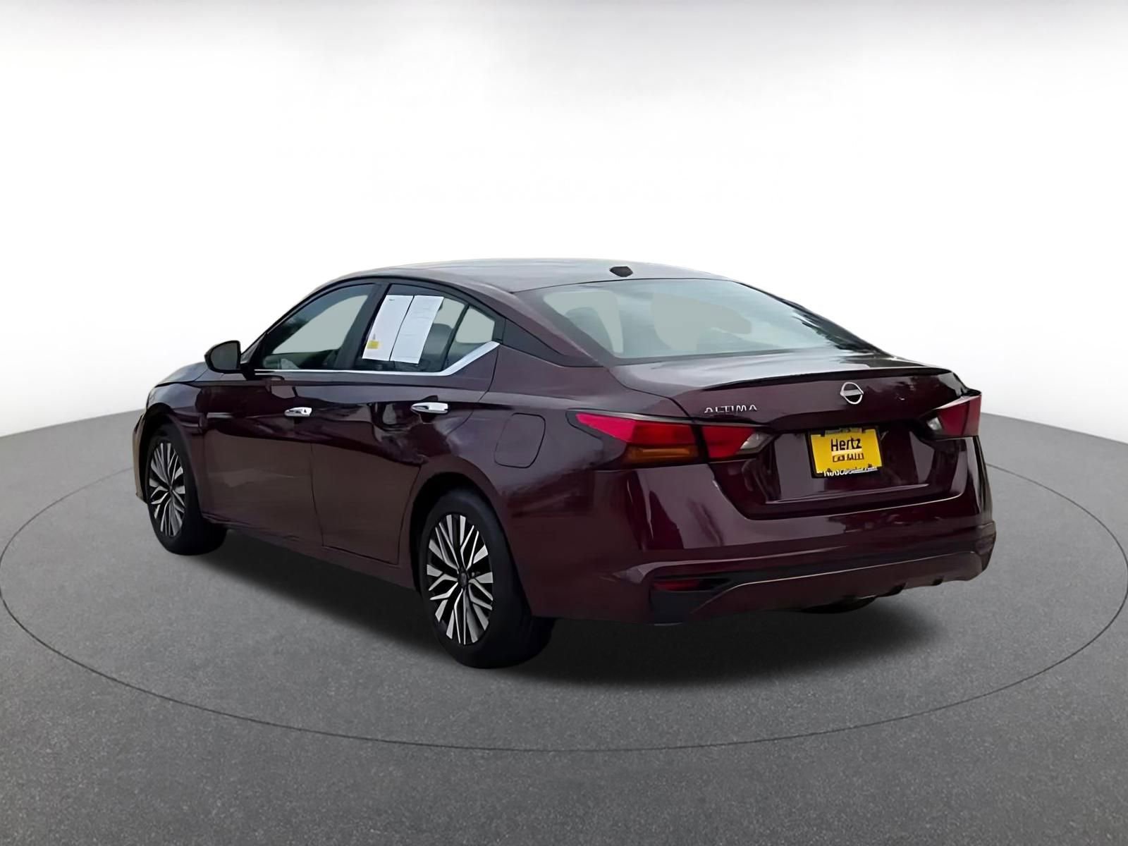 Thumbnail: 2025 Nissan Altima - 11
