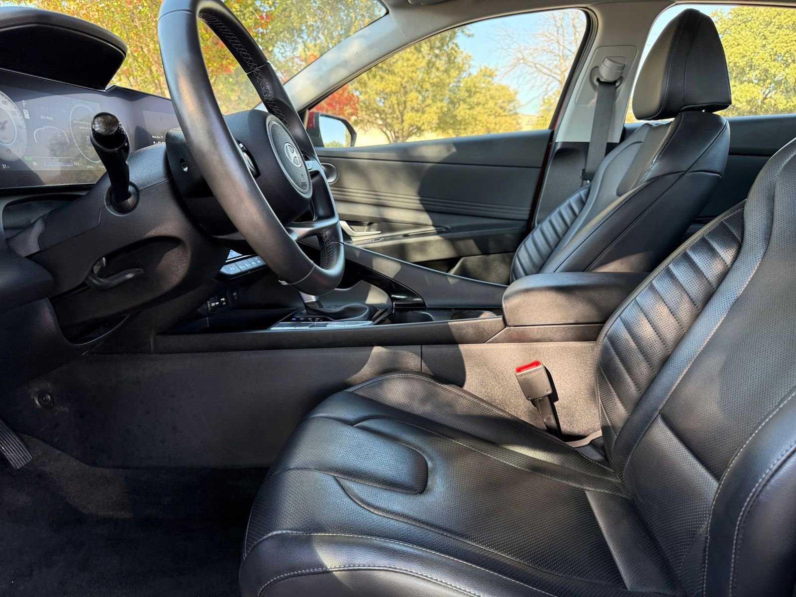 Thumbnail: 2025 Hyundai Elantra - 27