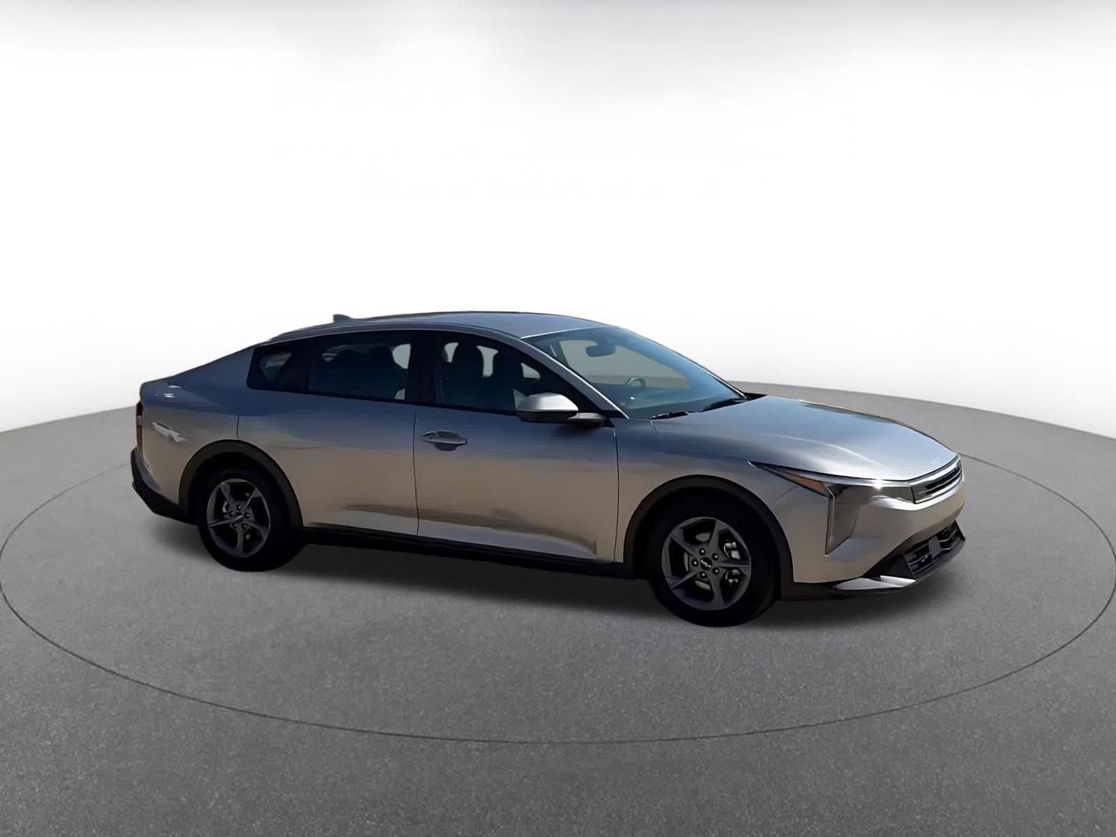 Thumbnail: 2025 Kia K4 - 2