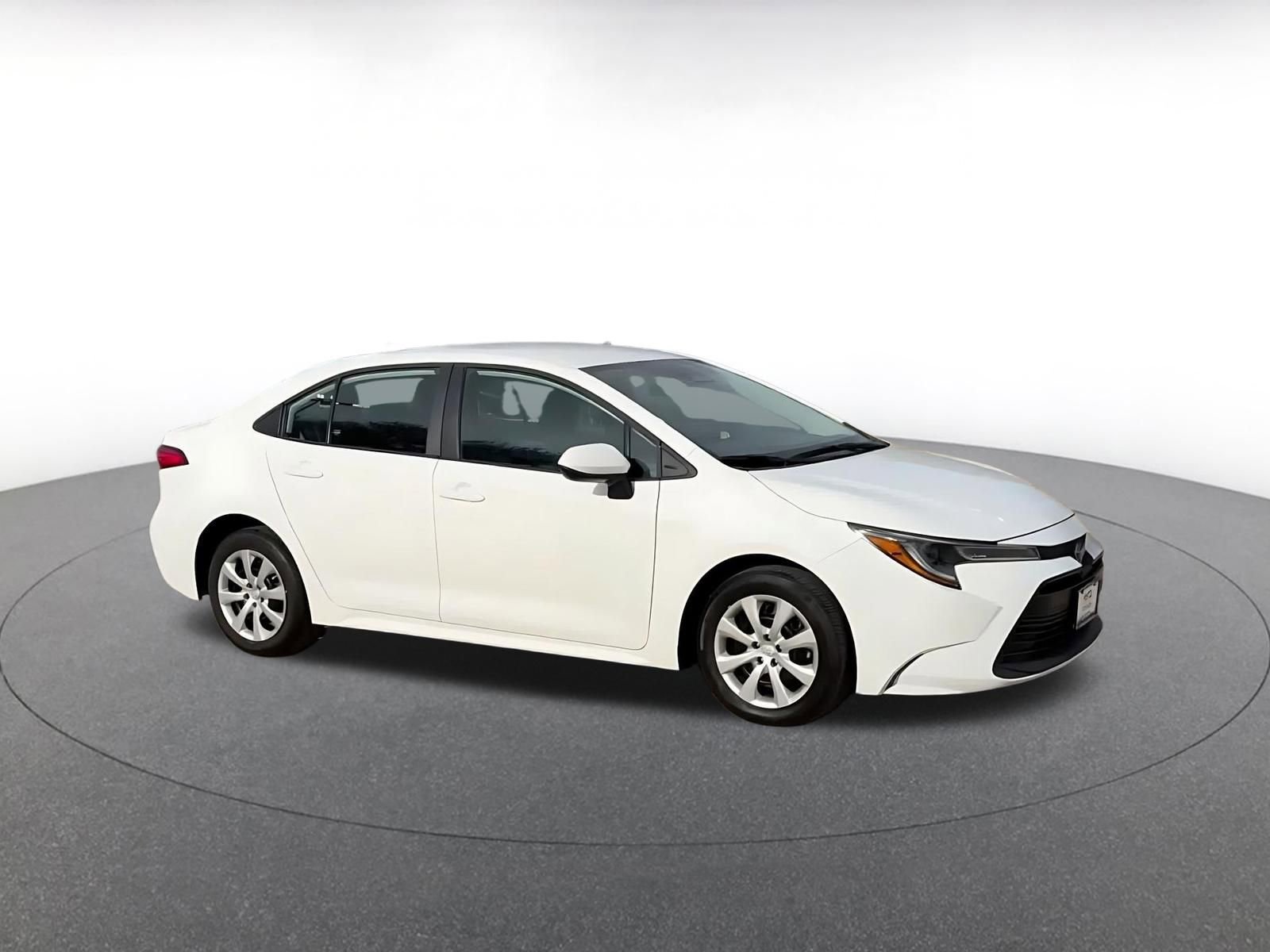 Thumbnail: 2025 Toyota Corolla - 2