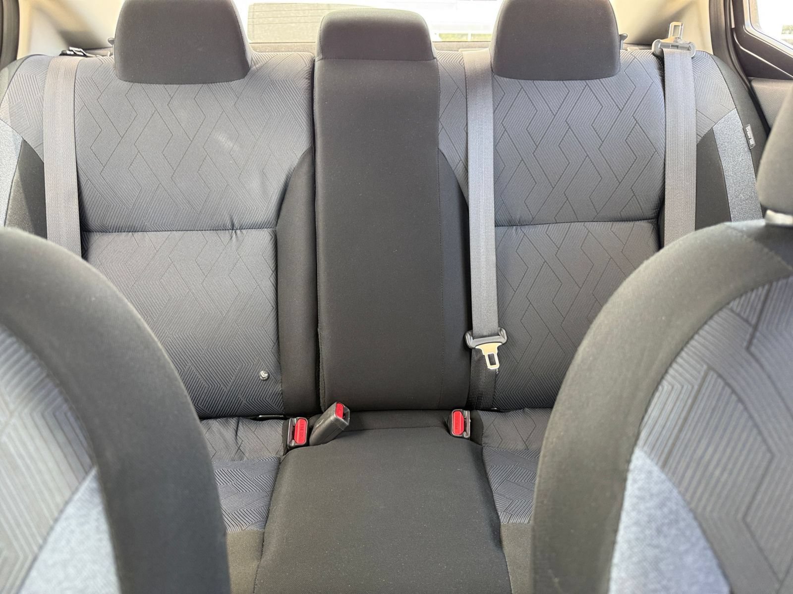 2025 Nissan Versa Sedan SV - Photo 38