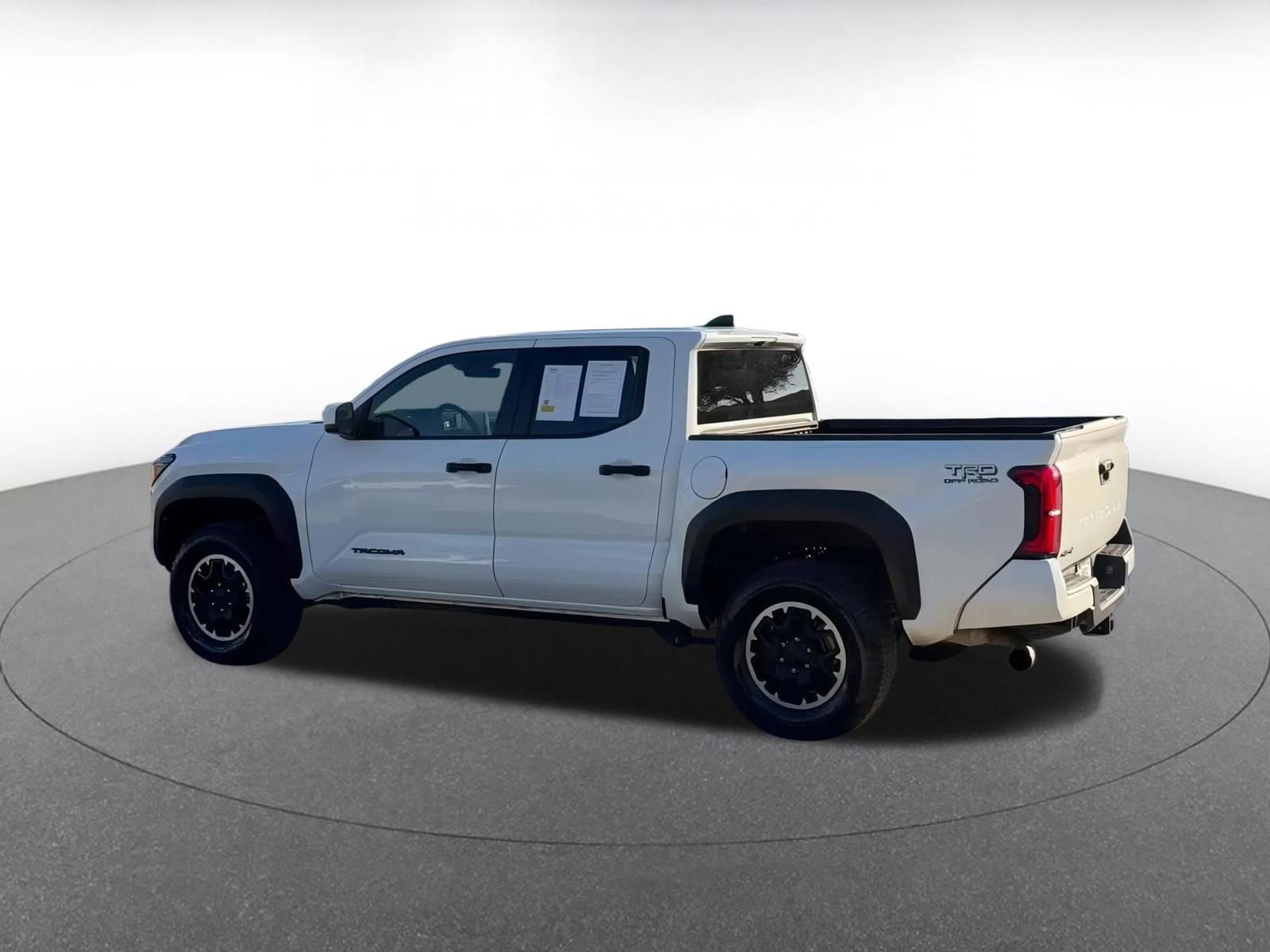 Thumbnail: 2025 Toyota Tacoma - 10