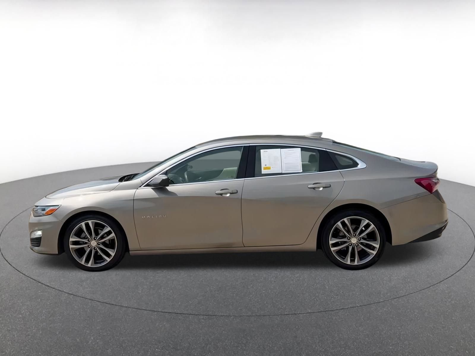 Thumbnail: 2024 Chevrolet Malibu - 9