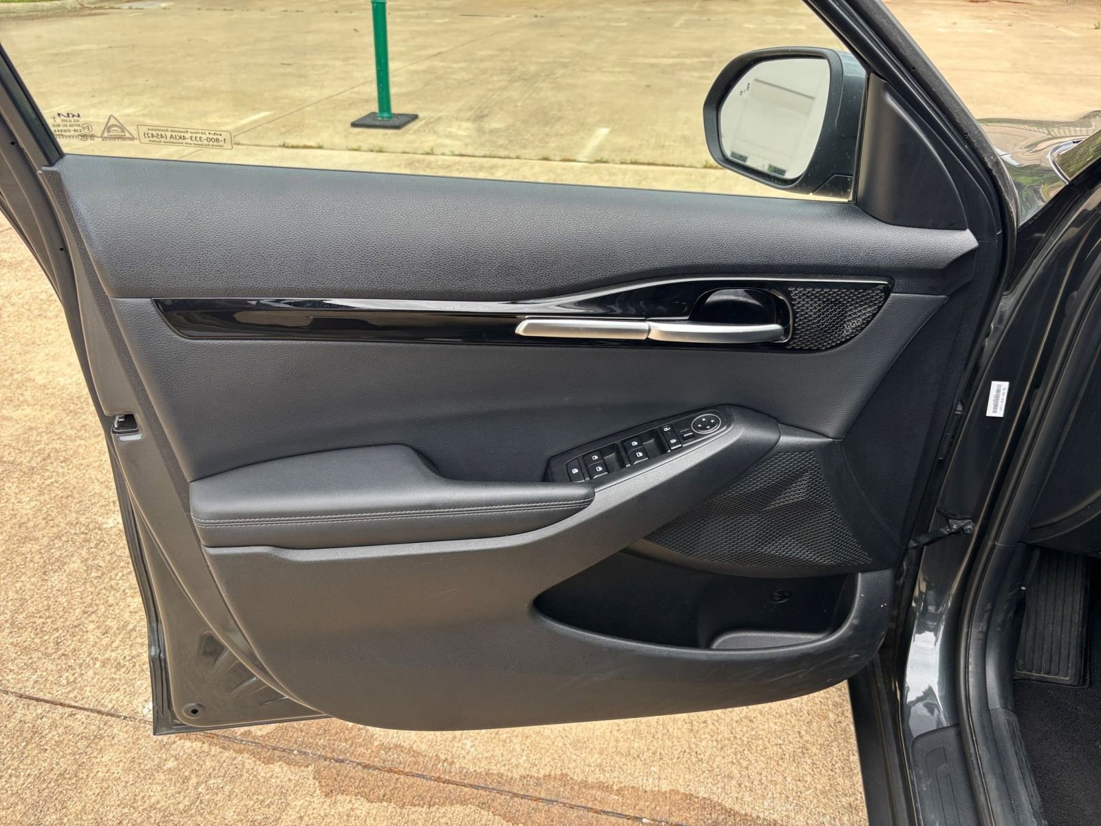 Thumbnail: 2025 Kia Seltos - 18