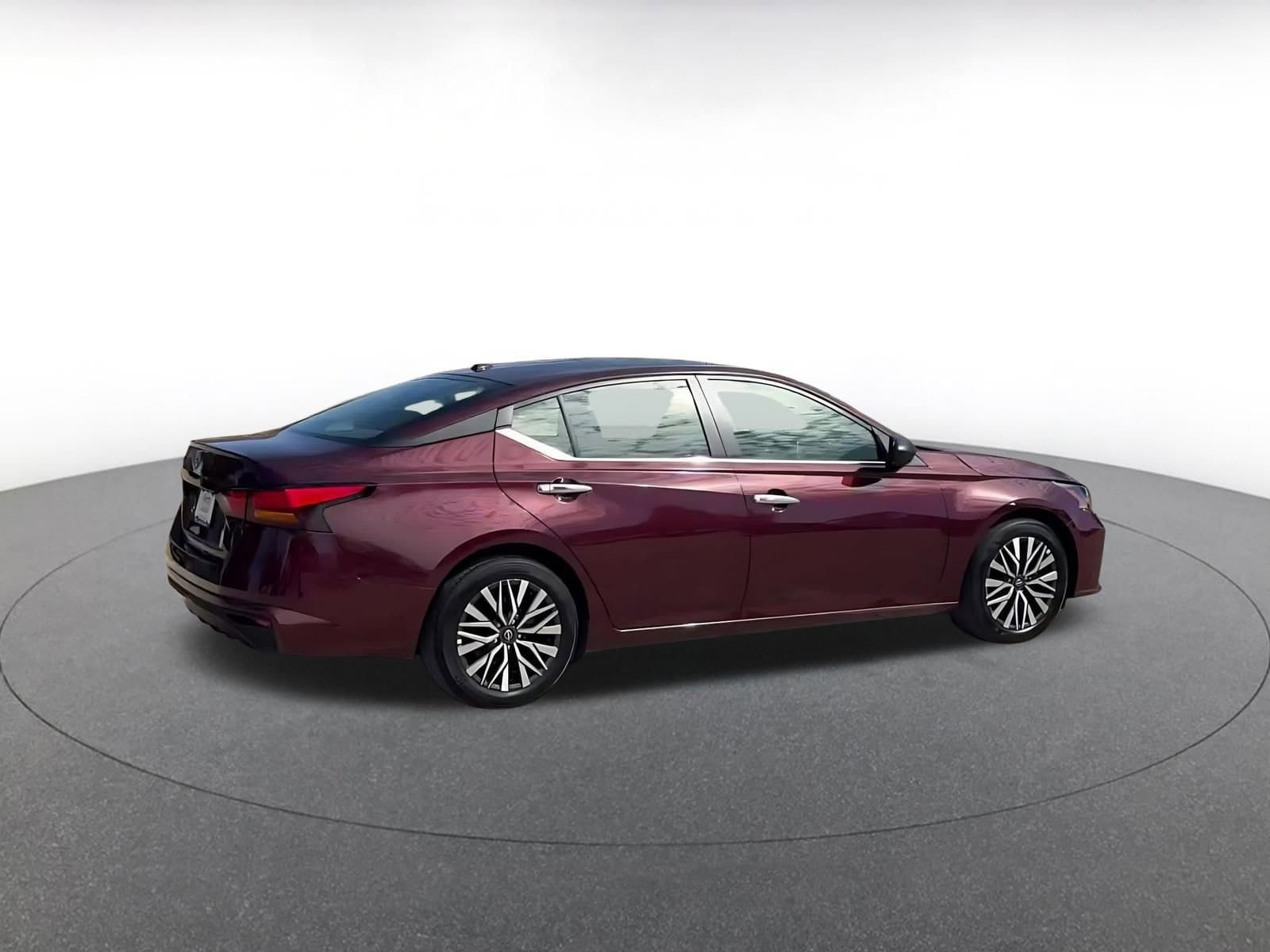 Thumbnail: 2025 Nissan Altima - 15