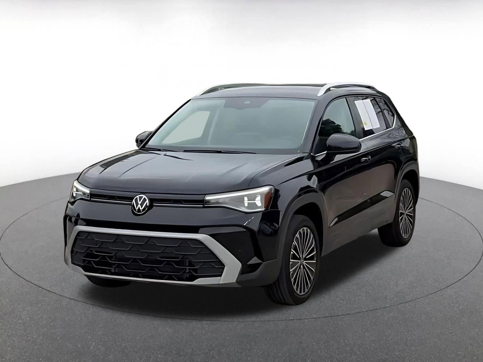 Thumbnail: 2025 Volkswagen Taos - 7