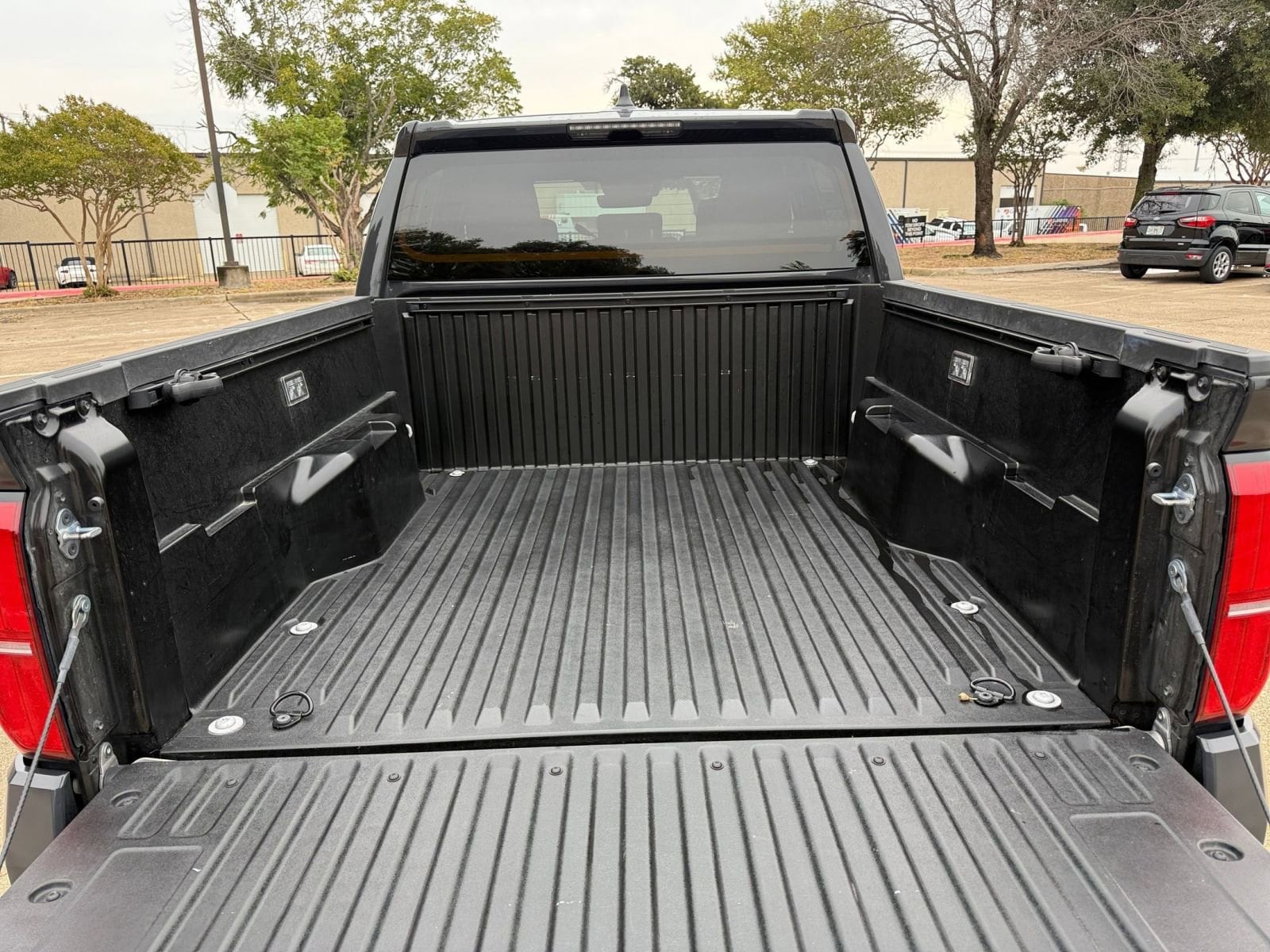 Thumbnail: 2025 Toyota Tacoma - 31