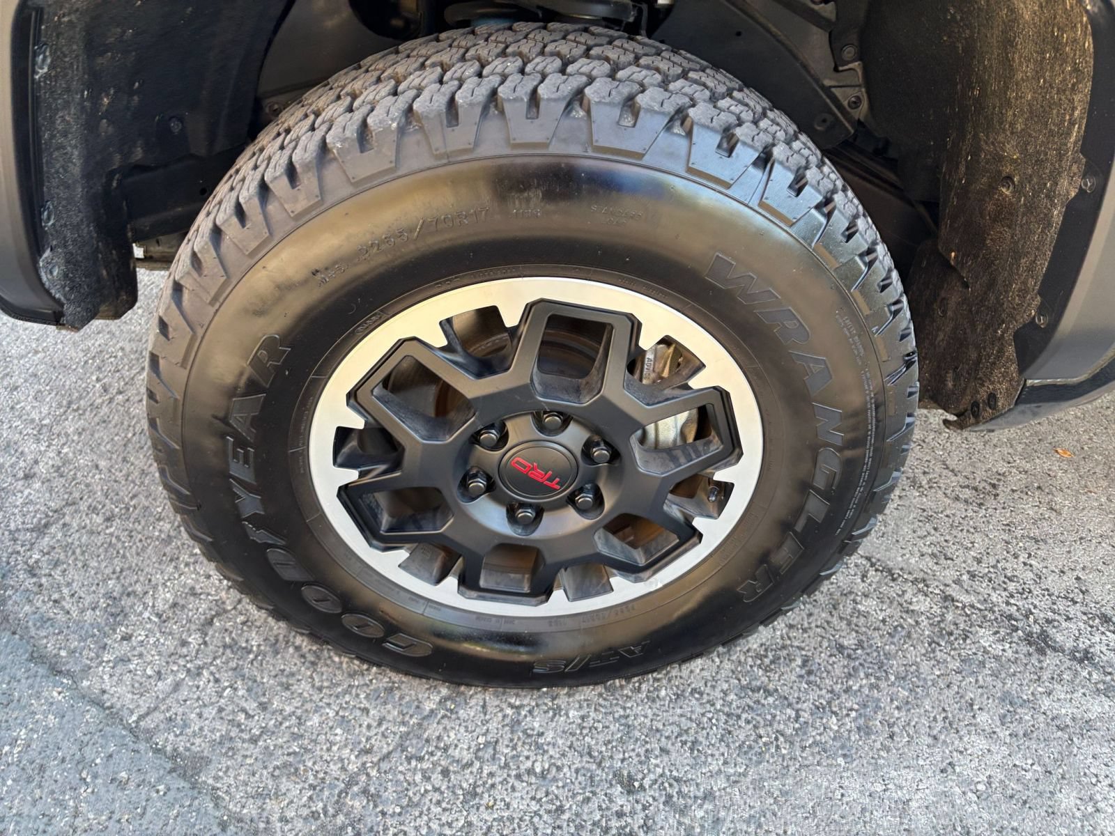 Thumbnail: 2024 Toyota Tacoma - 24
