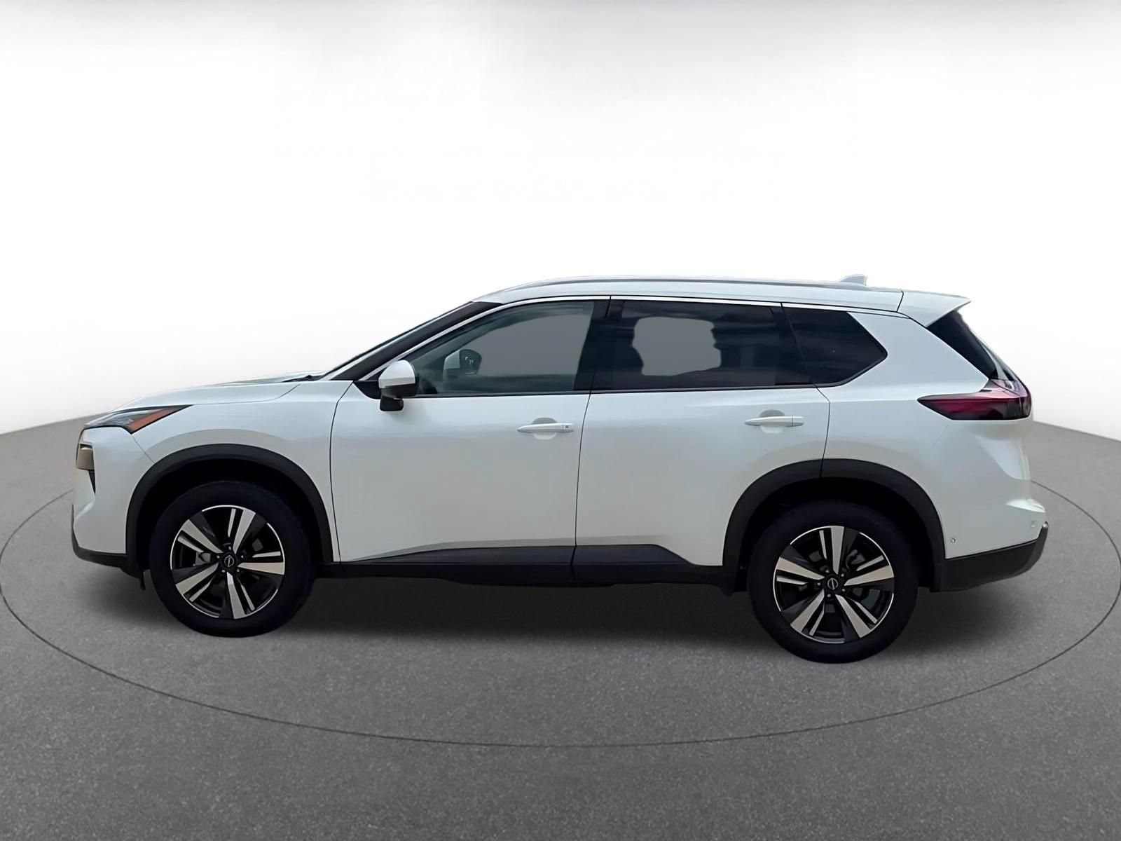 Thumbnail: 2026 Nissan Rogue - 8