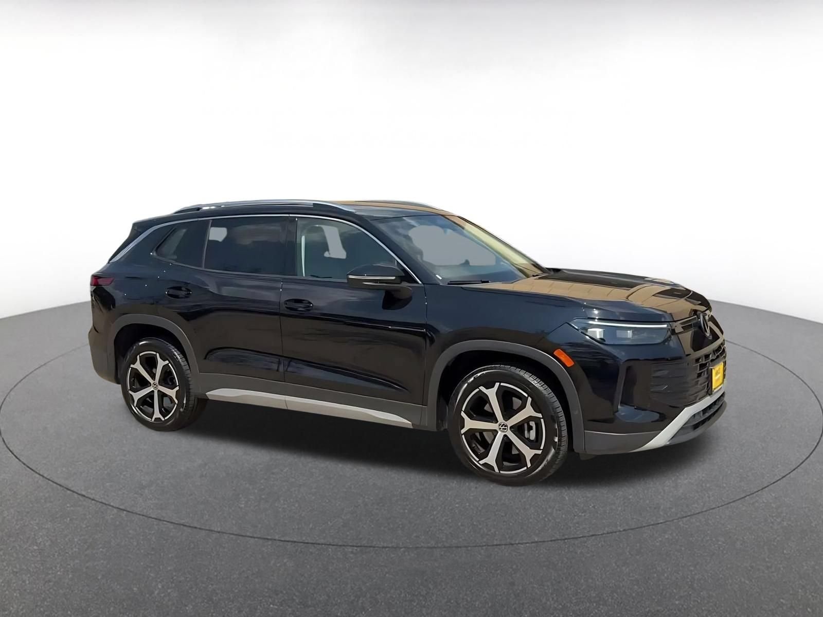 Thumbnail: 2026 Volkswagen Tiguan - 2