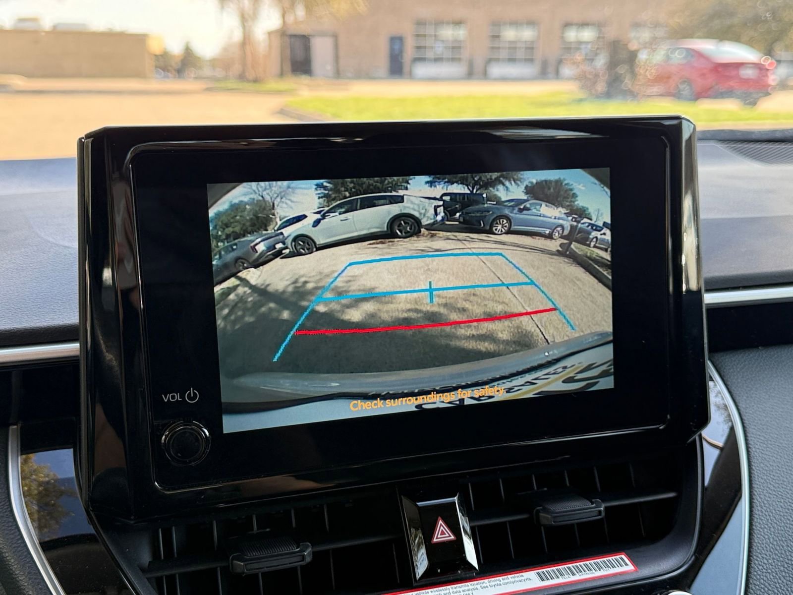 Thumbnail: 2025 Toyota Corolla - 24