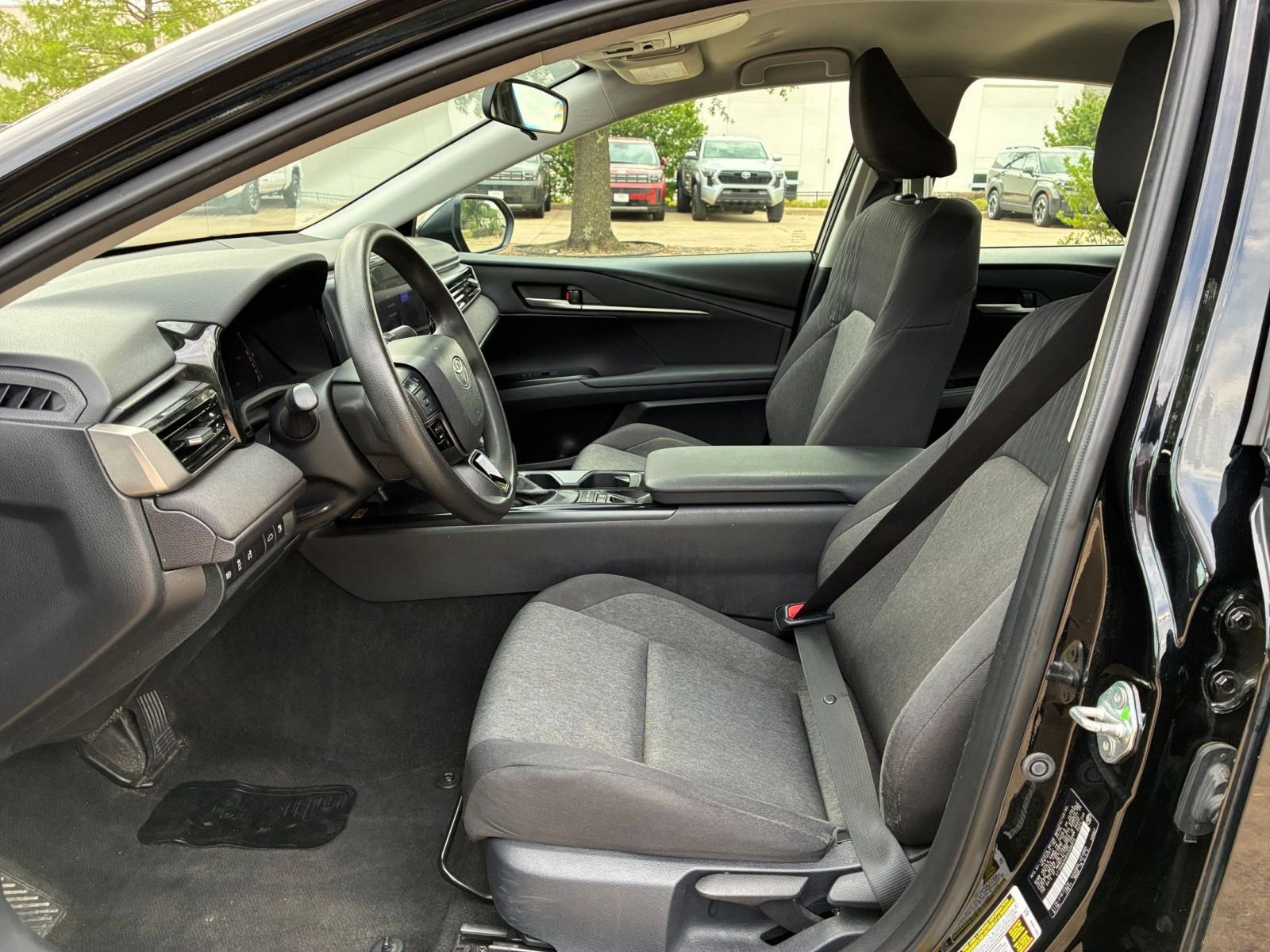 Thumbnail: 2025 Toyota Camry - 30