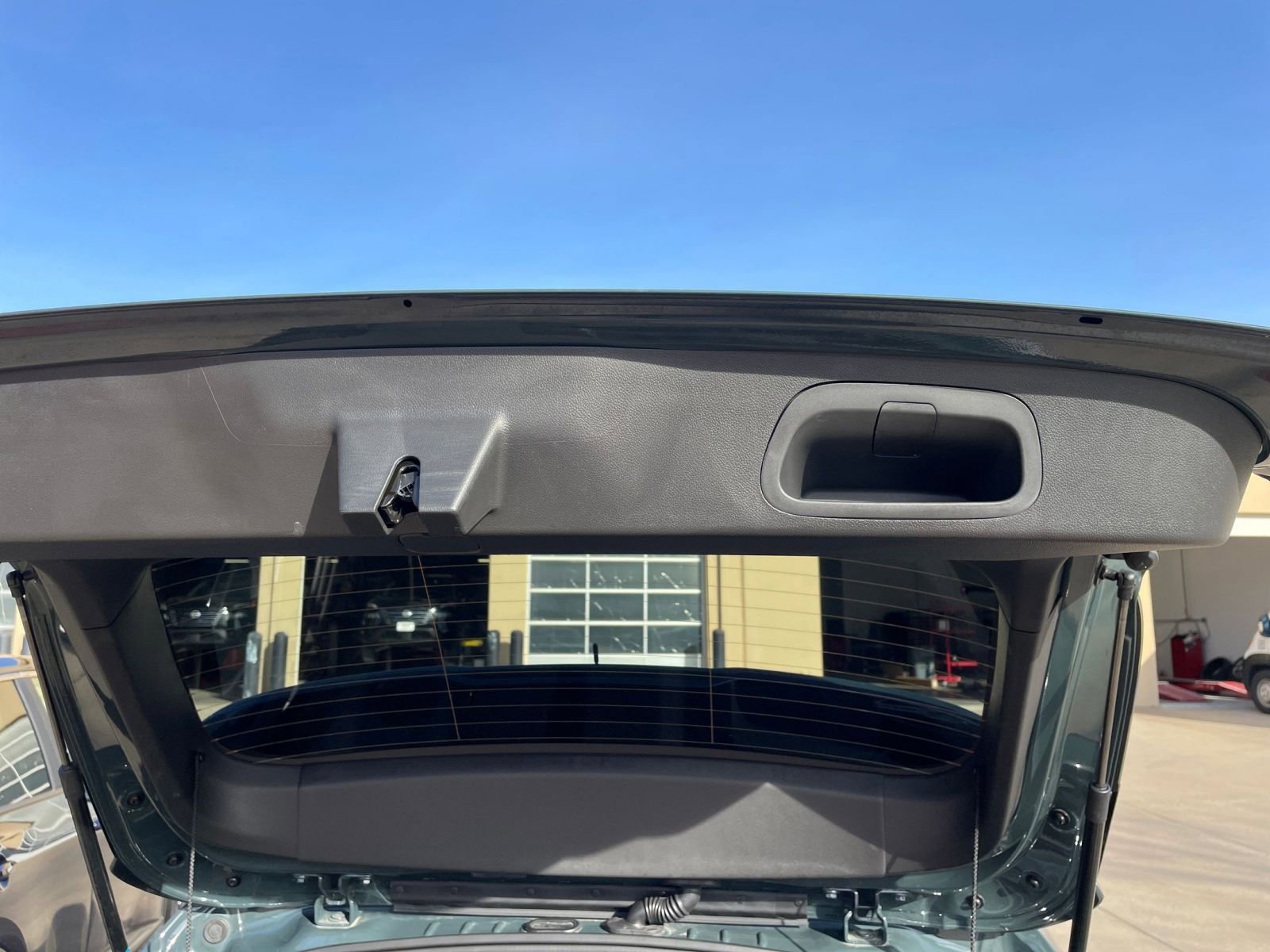 Thumbnail: 2025 Chevrolet Trax - 24