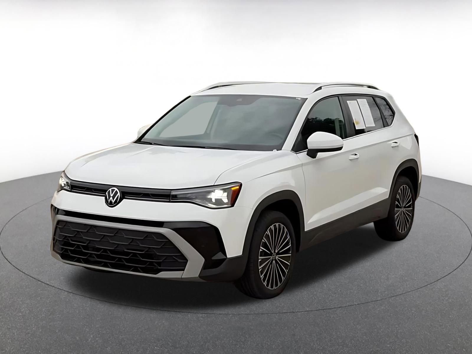 Thumbnail: 2025 Volkswagen Taos - 7
