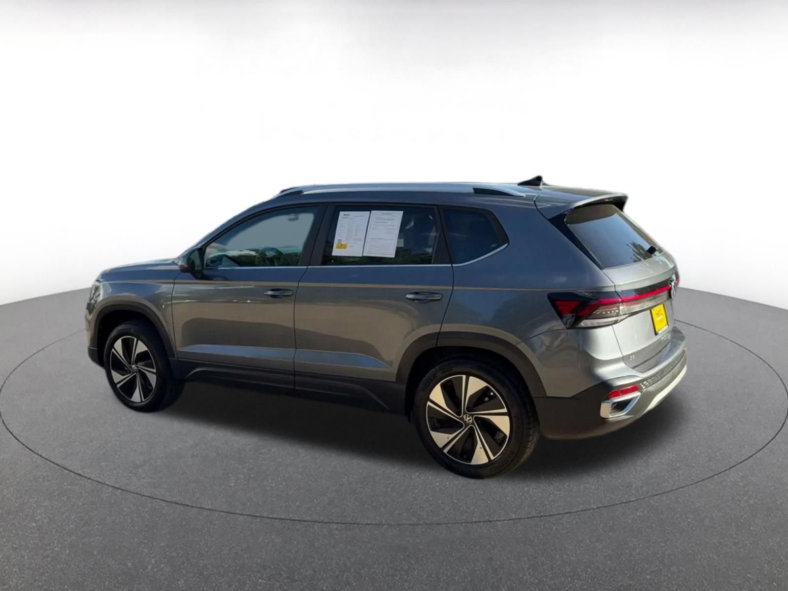 Thumbnail: 2026 Volkswagen Taos - 8