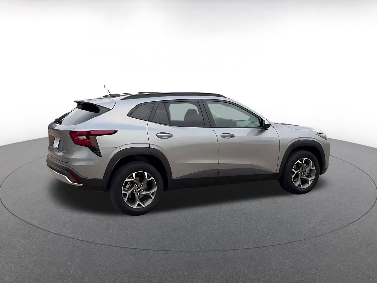 Thumbnail: 2025 Chevrolet Trax - 14