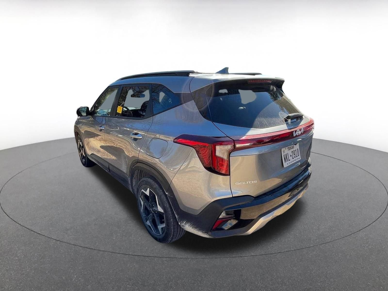 Thumbnail: 2025 Kia Seltos - 3